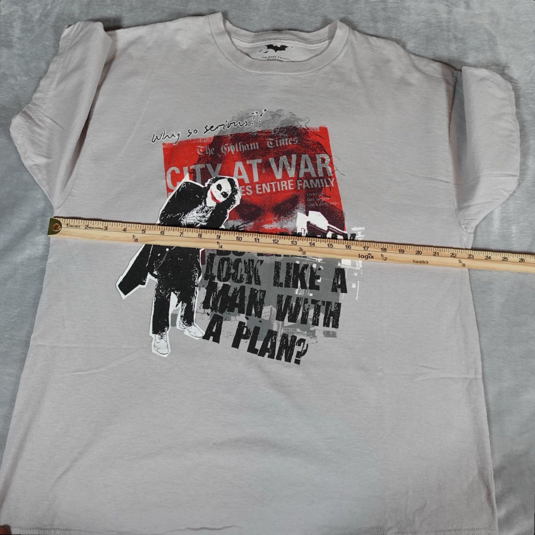 Vintage VINTAGE Batman The Dark Knight Joker T Shirt Mens XL Heath Ledger Gray 2009 Size US XL / EU 56 / 4 - 5 Thumbnail