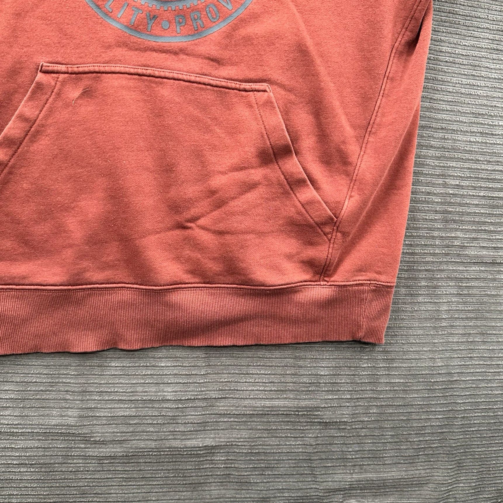 Oakley Oakley Hoodie Men M Cotton Long Sleeve Pullover Pockets Maroon Outdoor Logo Crew Neck Full Zipless Solid Regular Fit Outdoor Sweatshirt Size US M / EU 48-50 / 2 - 6 Thumbnail