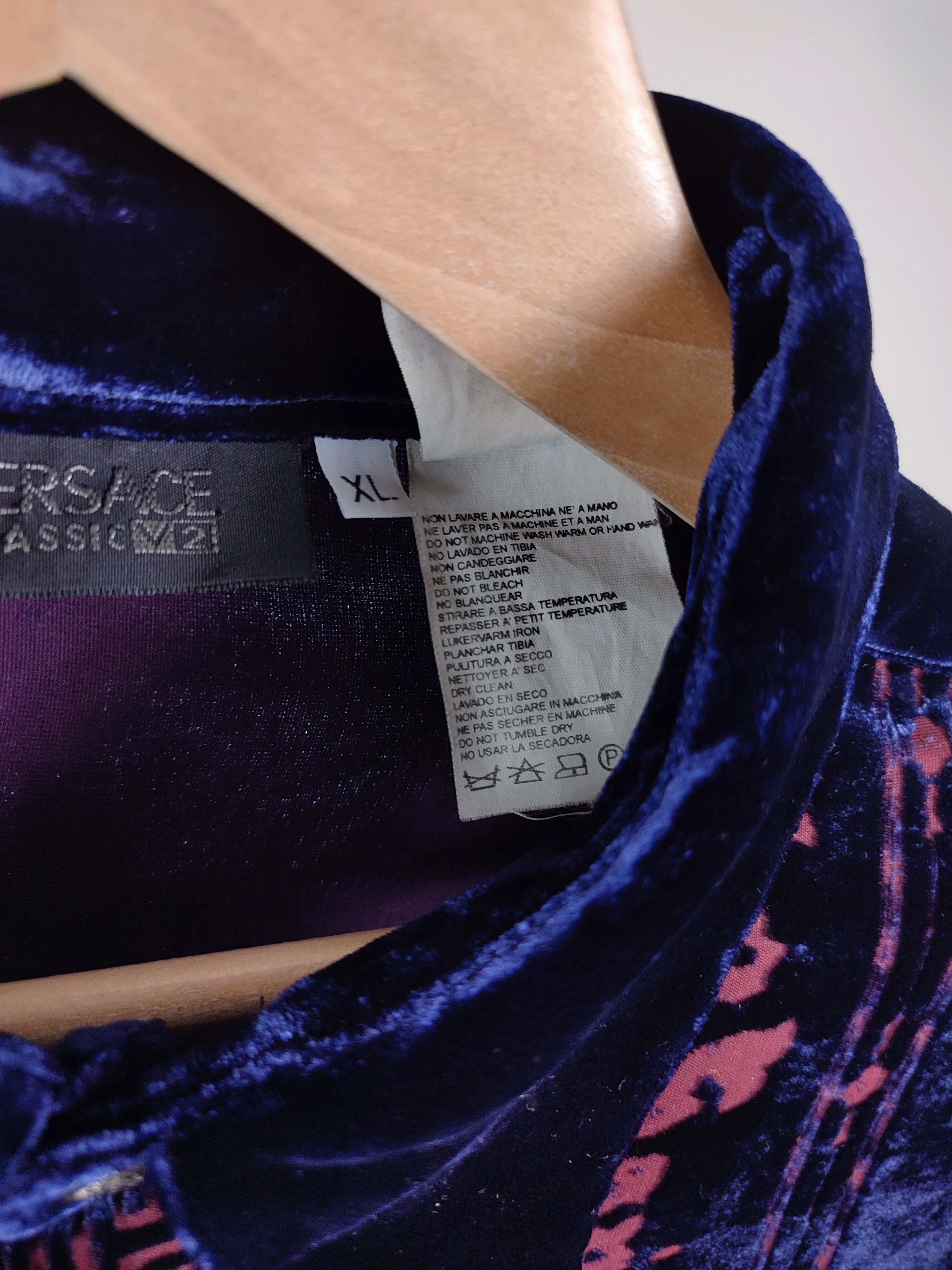 Versace Versace V2 Velour Silk Mesh Barocco Vintage Shirt Size US XL / EU 56 / 4 - 15 Thumbnail
