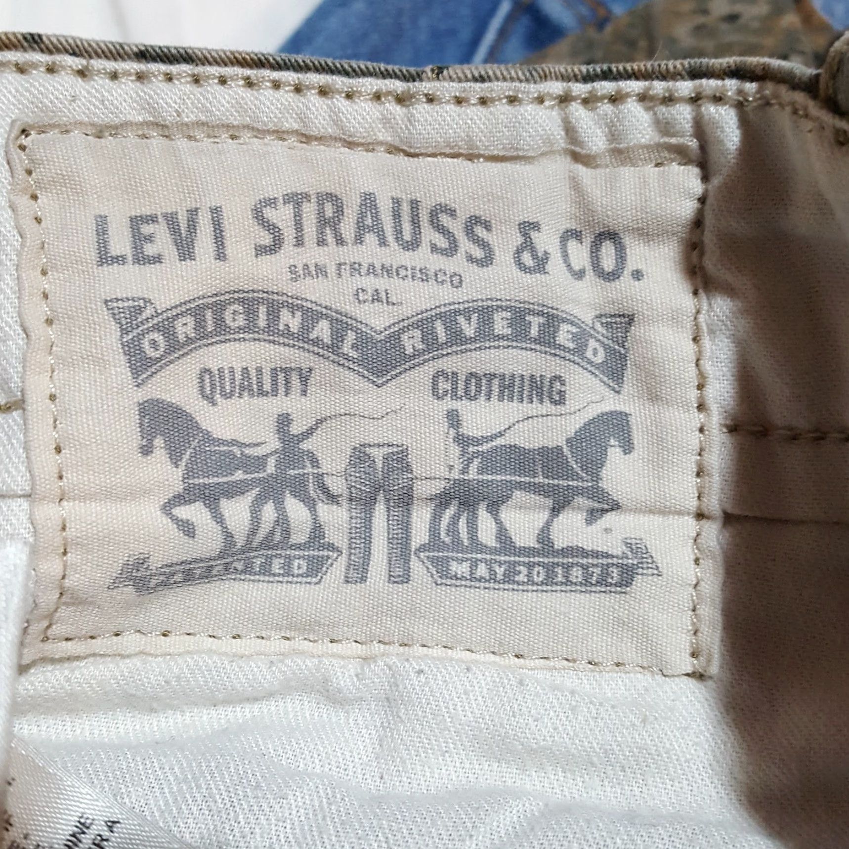 Levi's VINTAGE Levi's Military Cargo Camo Pants Men's Size 33x32 Green Camouflage Straight Leg 90s Military Workwear Size US 33 - 8 Thumbnail