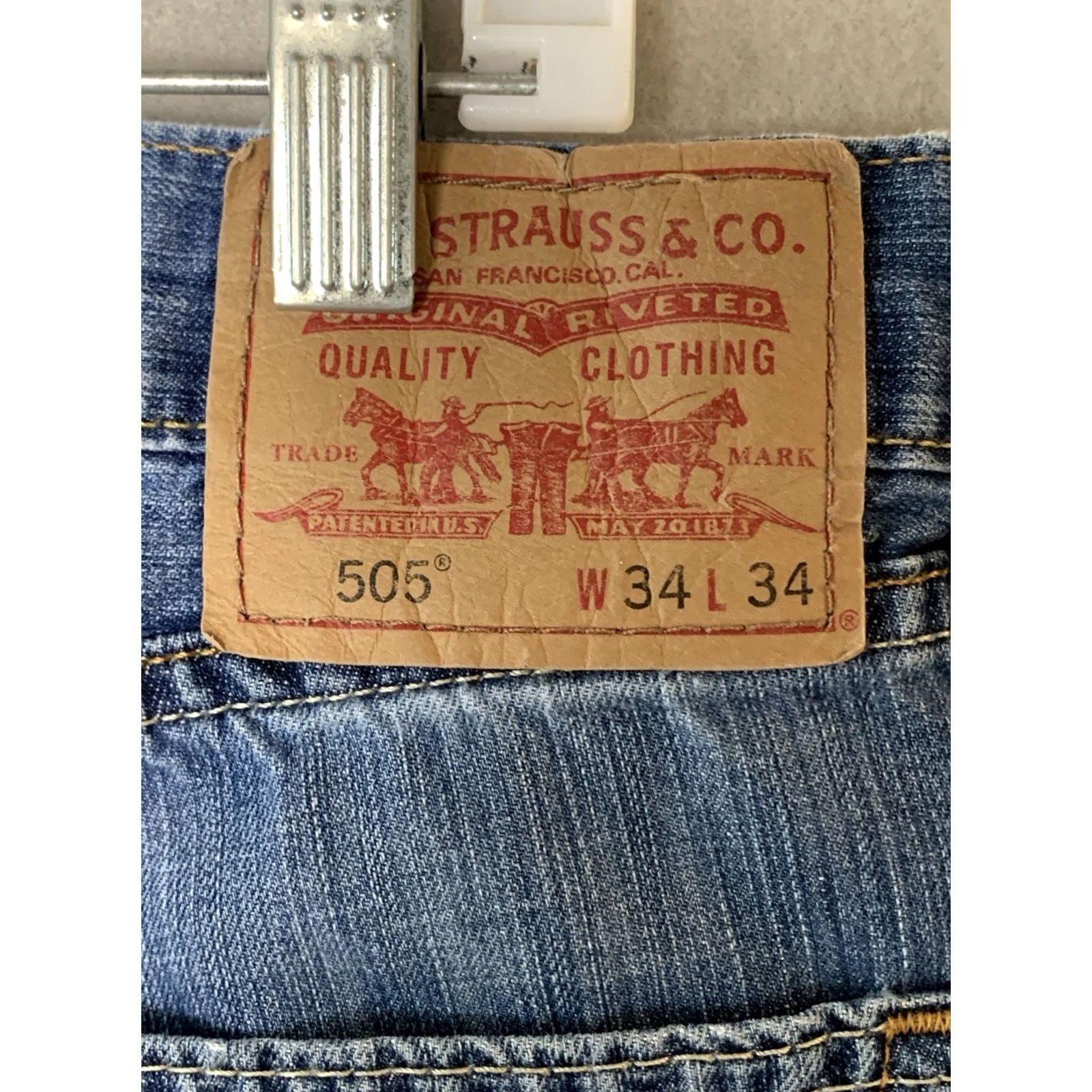 Levi's VINTAGE Levi's 505 Jeans Mens 34x34 Blue Straight Fit Denim 90s Cowboy Grunge USA 5-Pocket Mens Size US 34 / EU 50 - 3 Thumbnail