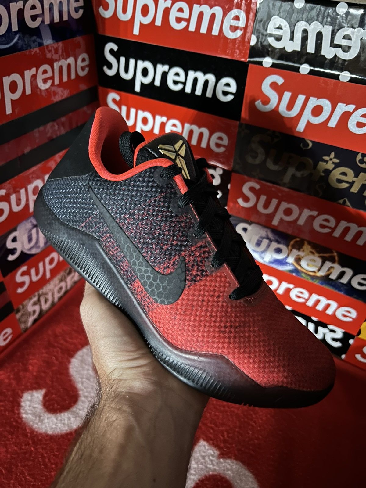 Nike Nike Kobe 11 Achilles Heel (GS) 822945-670 size 5.5y Size US 5.5 / EU 38 - 12 Thumbnail