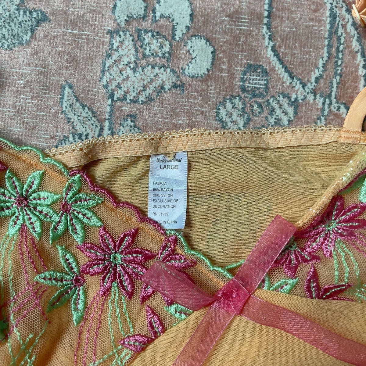 Other × Vintage Adorable Orange Floral Embroidered Mesh Camisole (Large) Size L / US 10 / IT 46 - 4 Thumbnail