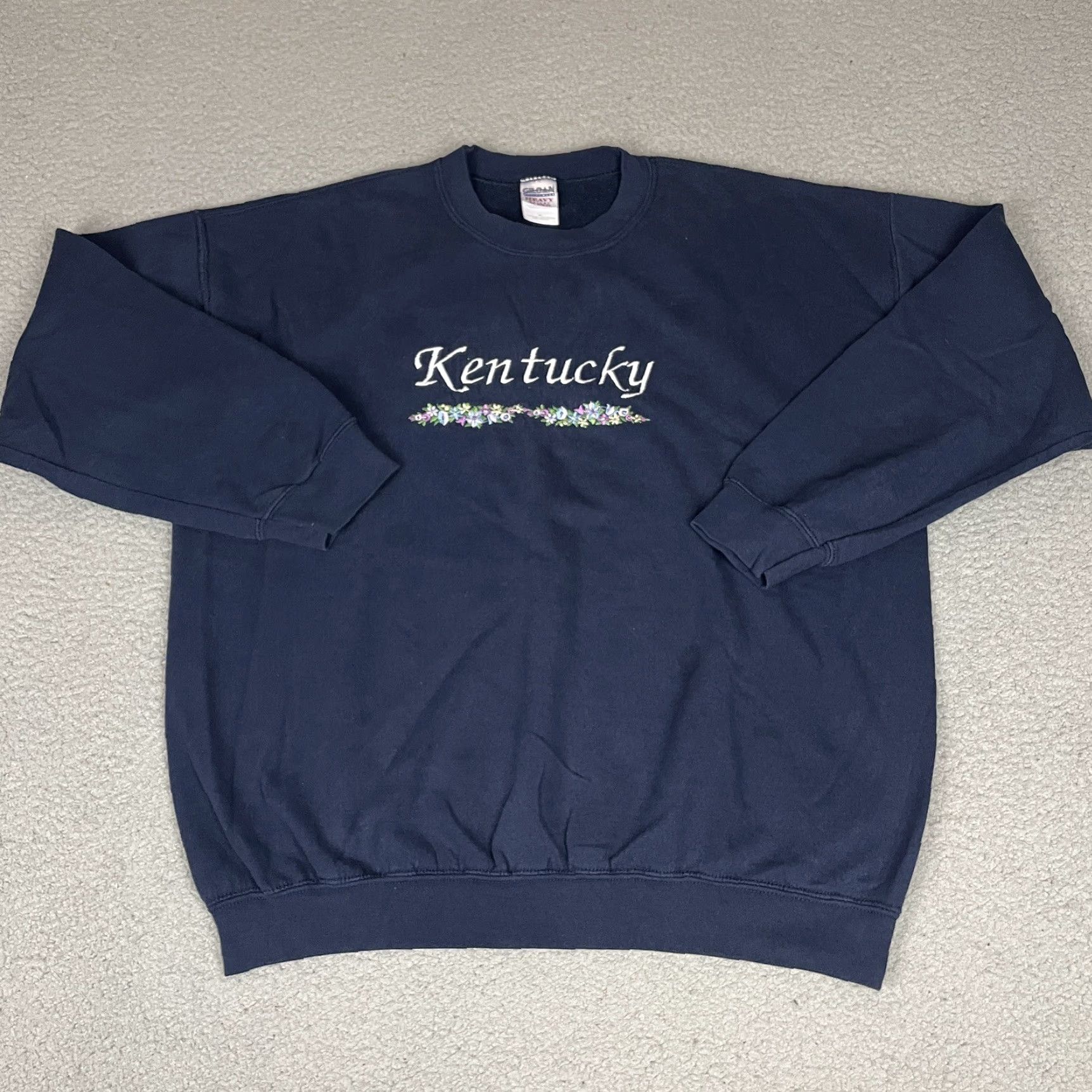 Vintage VINTAGE Kentucky Sweatshirt Adult XL Navy Blue Embroidered Pullover Flowers 90s USA Size US XL / EU 56 / 4 - 2 Thumbnail