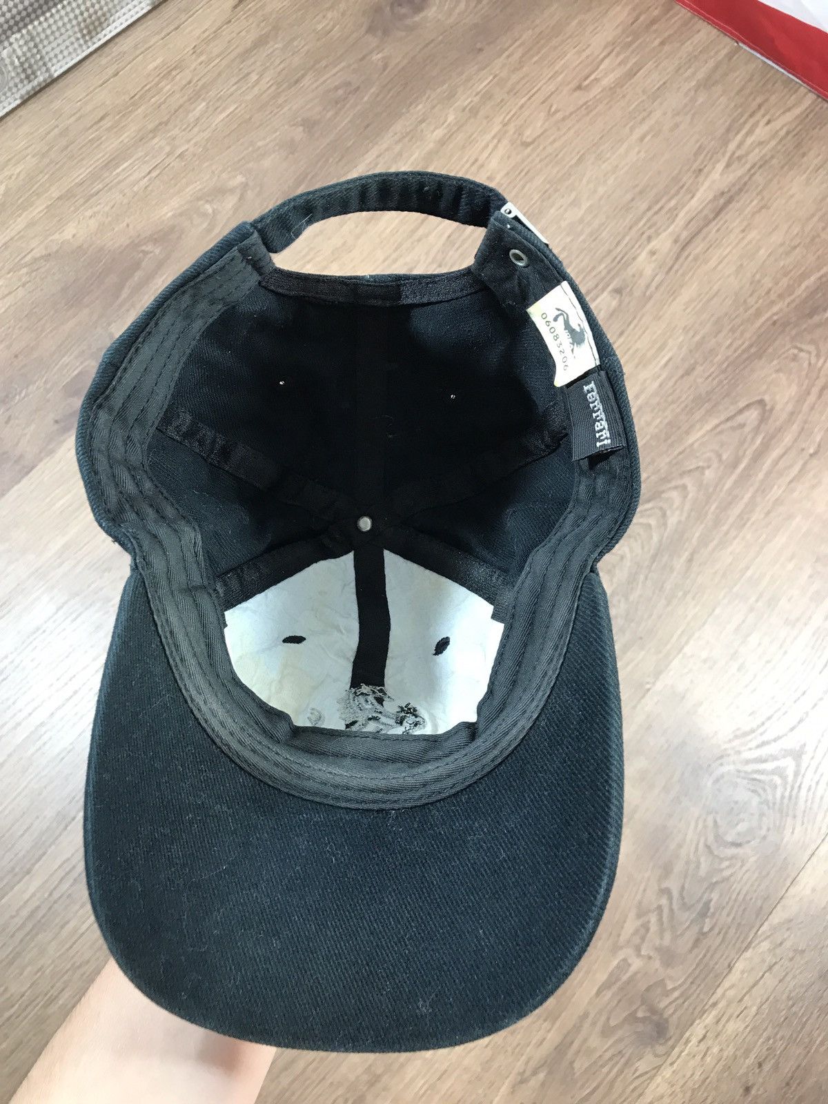 Ferrari × Vintage Ferrari Vintage Cap 1999 Official Product Size ONE SIZE - 8 Thumbnail