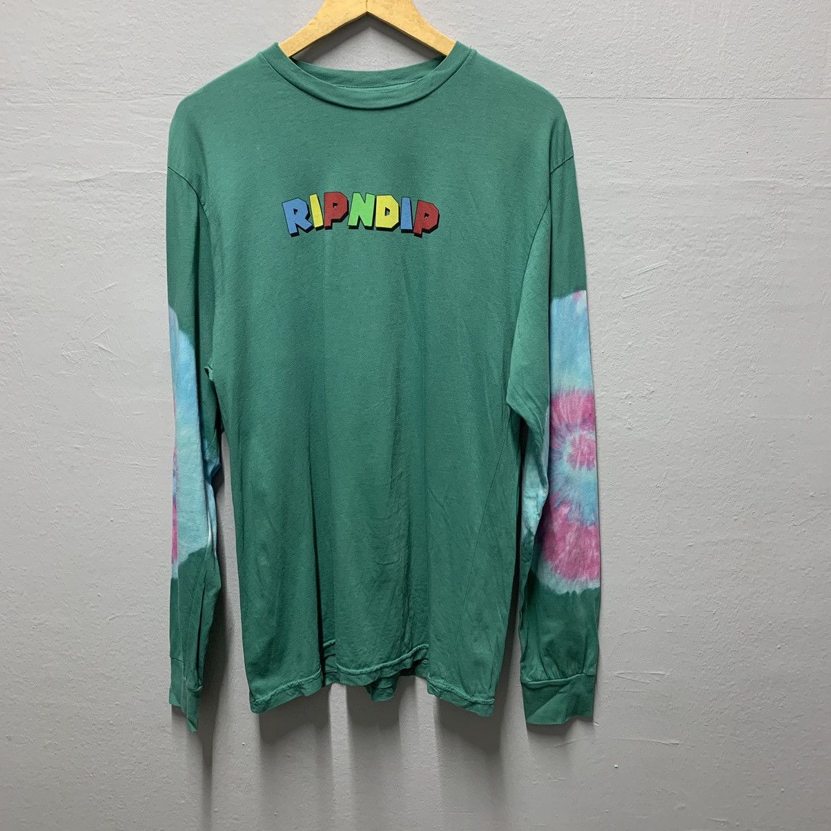 RIPNDIP Rip n Dip x Mario Size US M / EU 48-50 / 2 - 2 Thumbnail