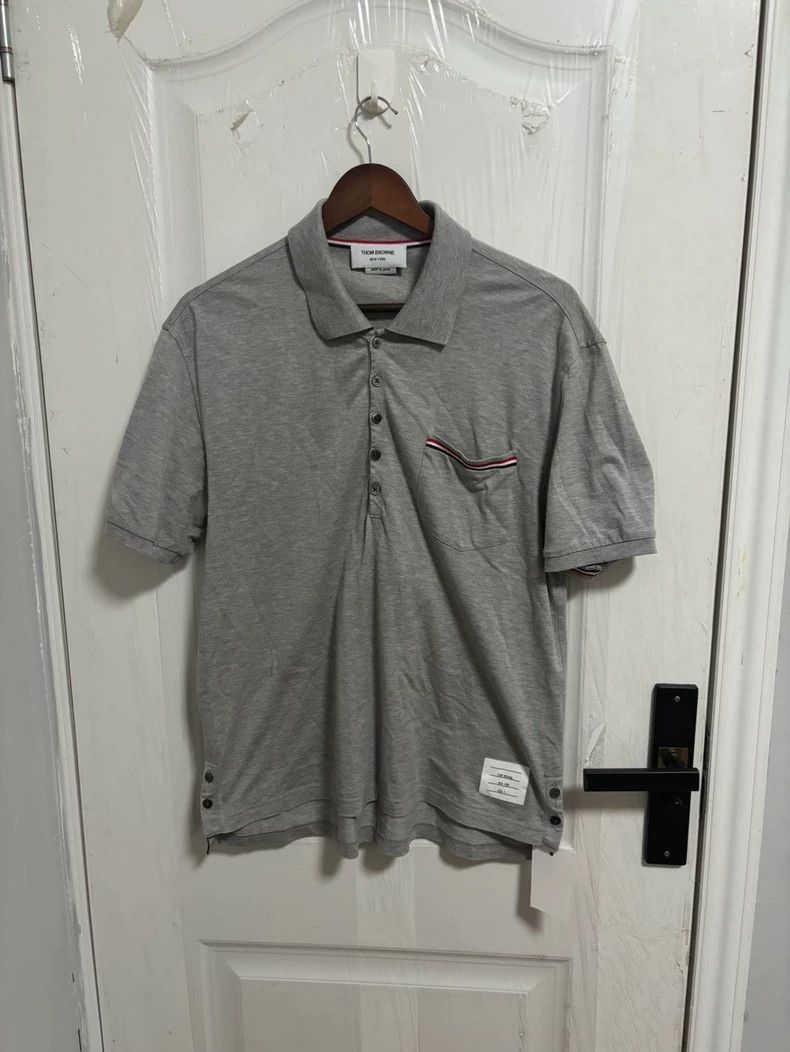 Thom Browne Thom Browne size4 Gray striped Polo shirt Size US XL / EU 56 / 4 - 1 Thumbnail