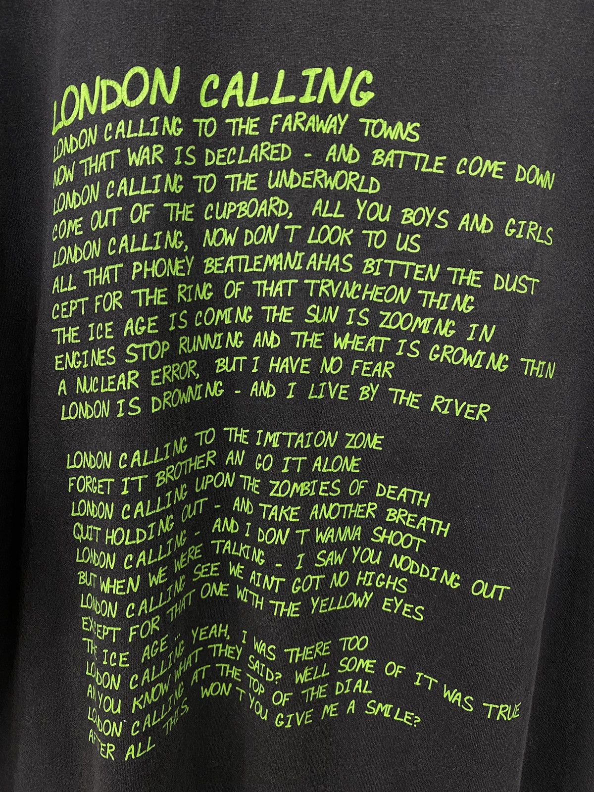 Band Tees ✅ VINTAGE THE CLASH punkrock band london calling Y2K shirt Size US L / EU 52-54 / 3 - 7 Thumbnail