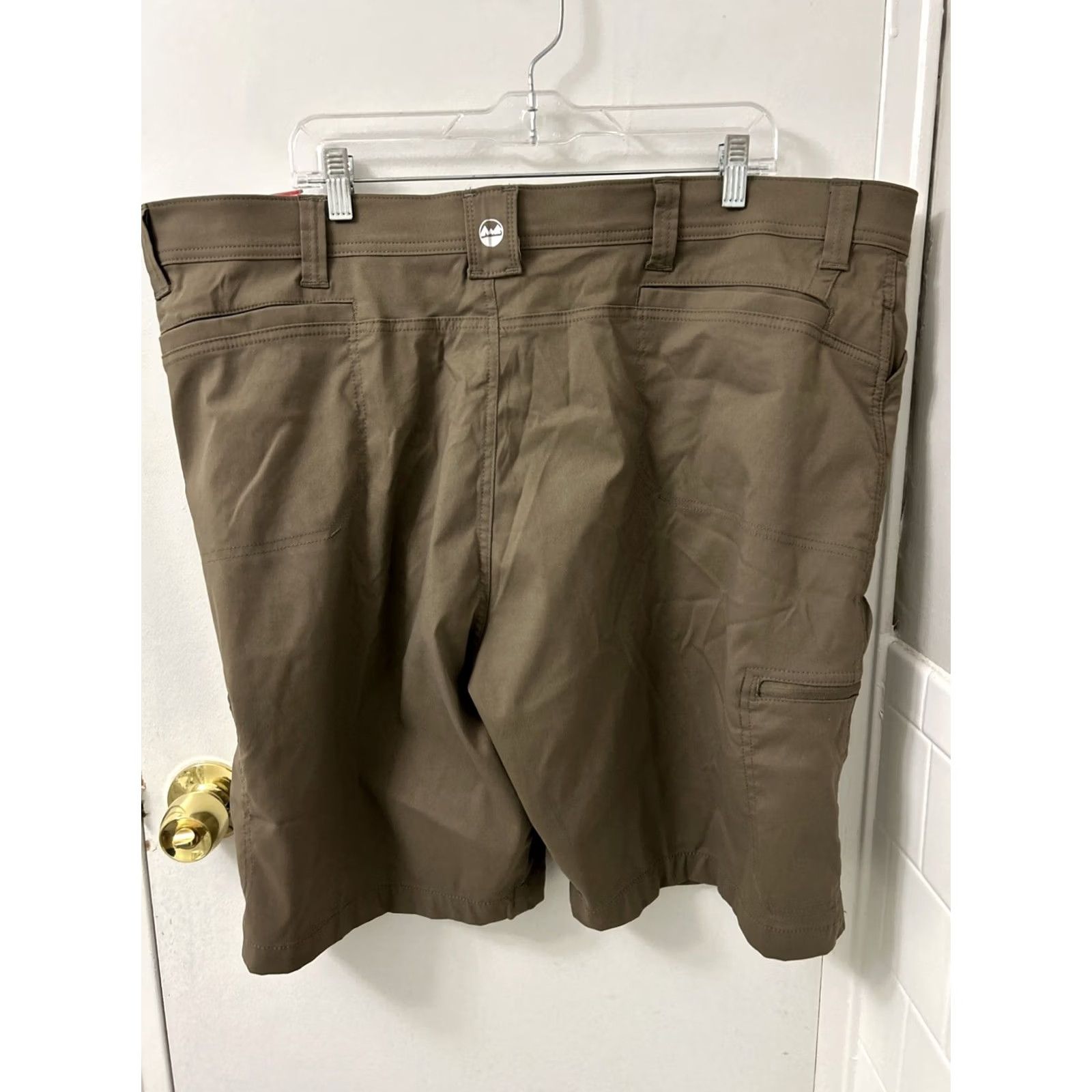 Wrangler Wrangler Performance Cargo Shorts Mens 44 Gray UPF 50 Relax Fit 10” Inseam Cargo Pockets Outdoor Travel Casual Men Size US 44 / EU 60 - 7 Thumbnail