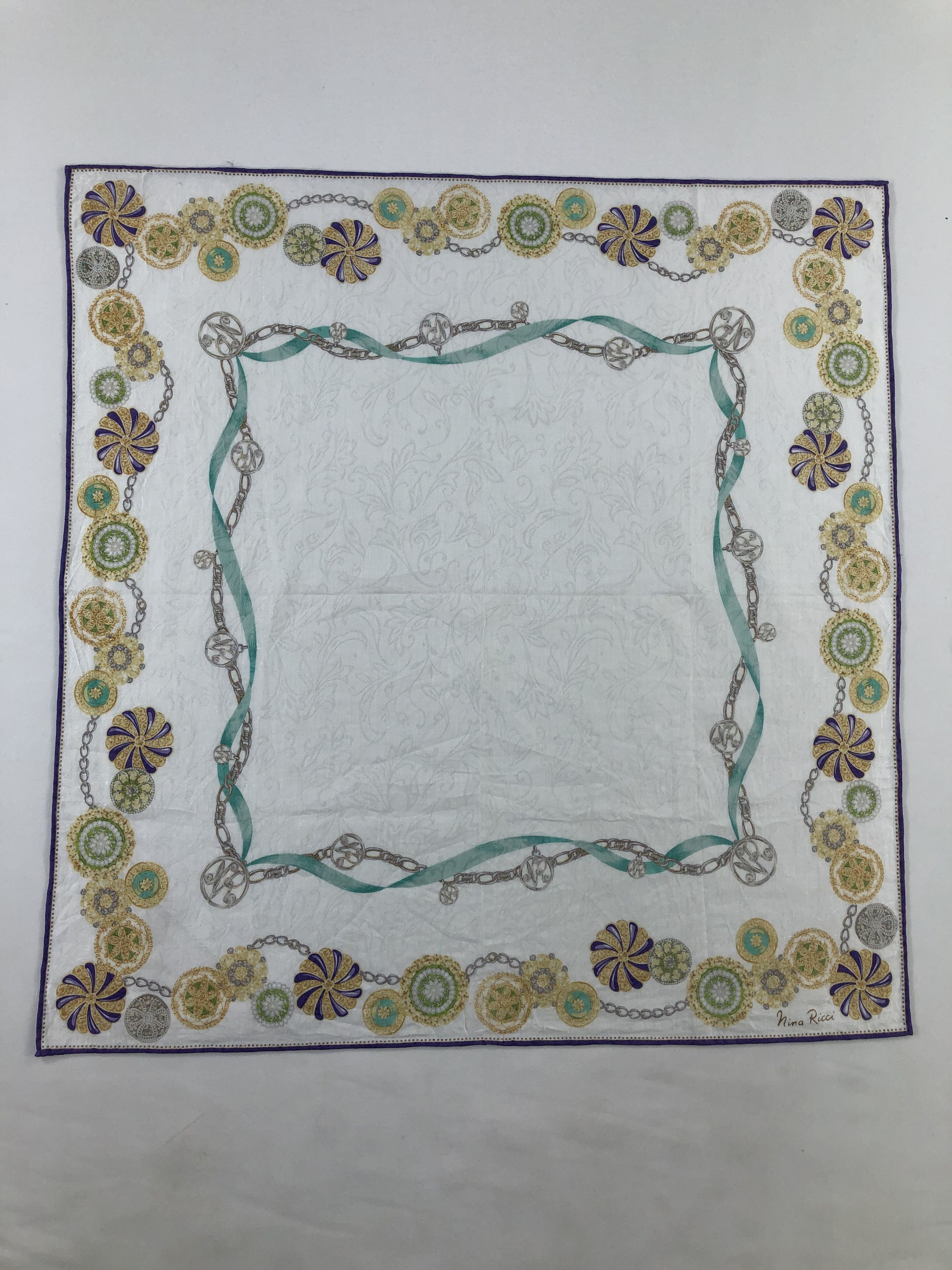 Nina Ricci × Vintage Nina Ricci Handkerchief / Bandana / Headscarf / Handkerchief Size ONE SIZE - 2 Thumbnail