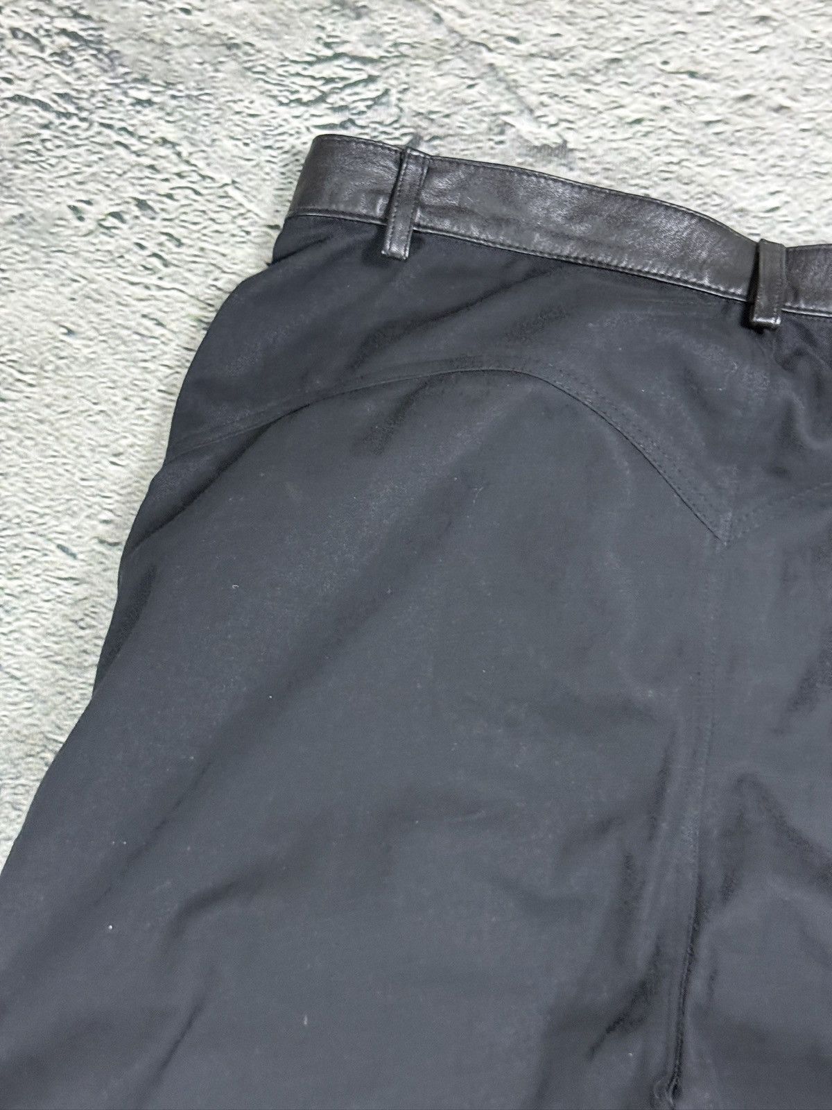 MCM MCM Black Leather Pants Vintage Size US 32 / EU 48 - 9 Thumbnail