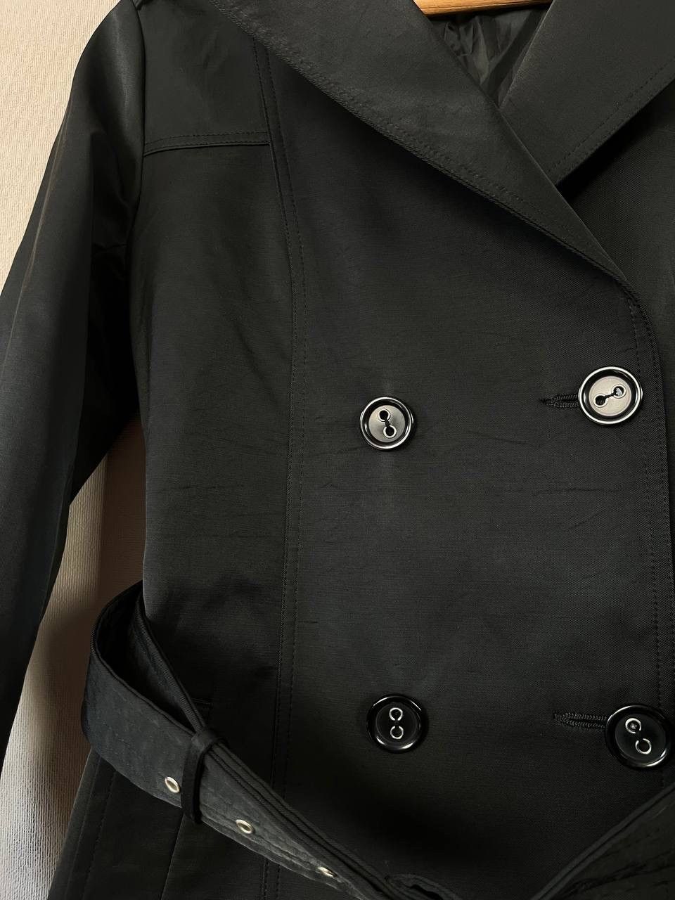 Max Mara MaxMara Women's Black Belted Double-Breasted Trench Coat Size M / US 6-8 / IT 42-44 - 4 Thumbnail