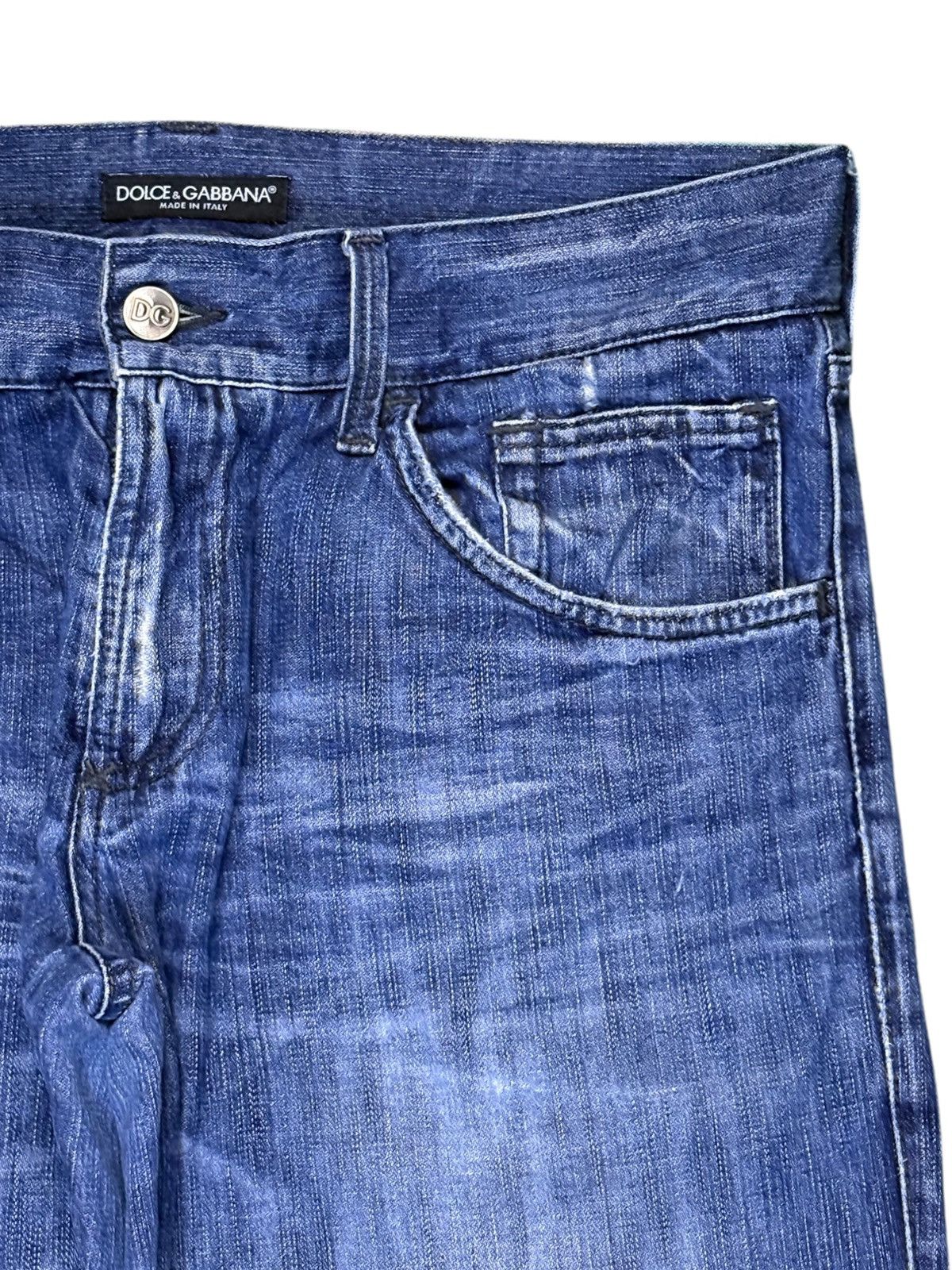 Dolce & Gabbana Vintage Italy Dolce Gabbana Blue Wash Distressed Jean Shorts Size US 34 / EU 50 - 6 Thumbnail