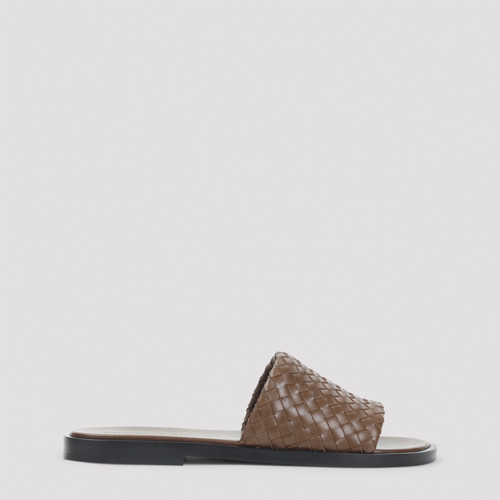 $1,195 NIB Bottega Brown Veneta Weave Cassette Leather Sandals Size 45(12) Bottega Veneta $1195 NIB Bottega Cream Veneta Weave Cassette  main image 3