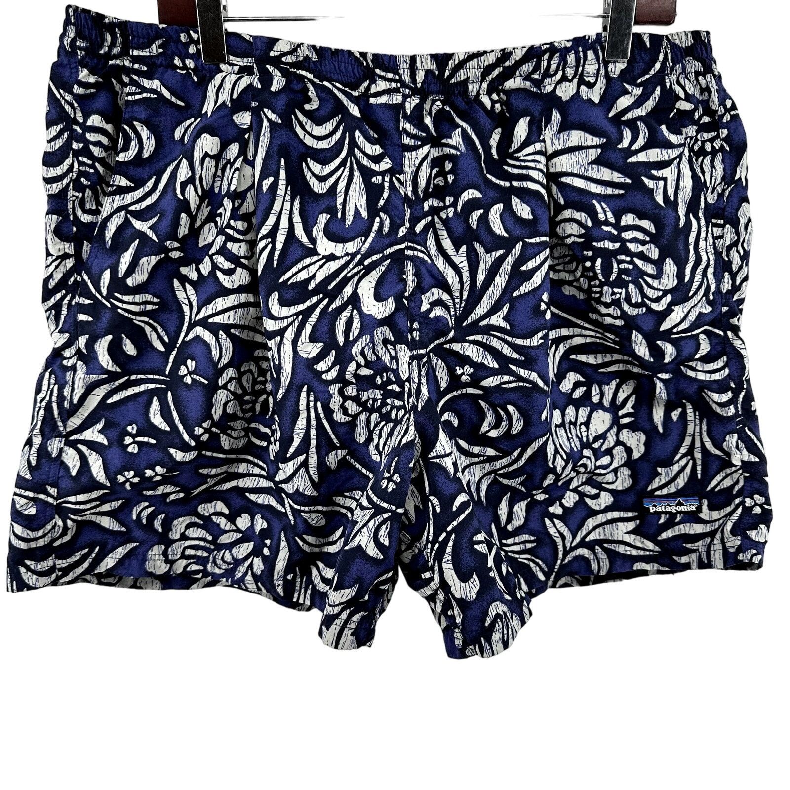 VTG Patagonia 5 Baggies Shorts 90s Floral Tropical Purple L