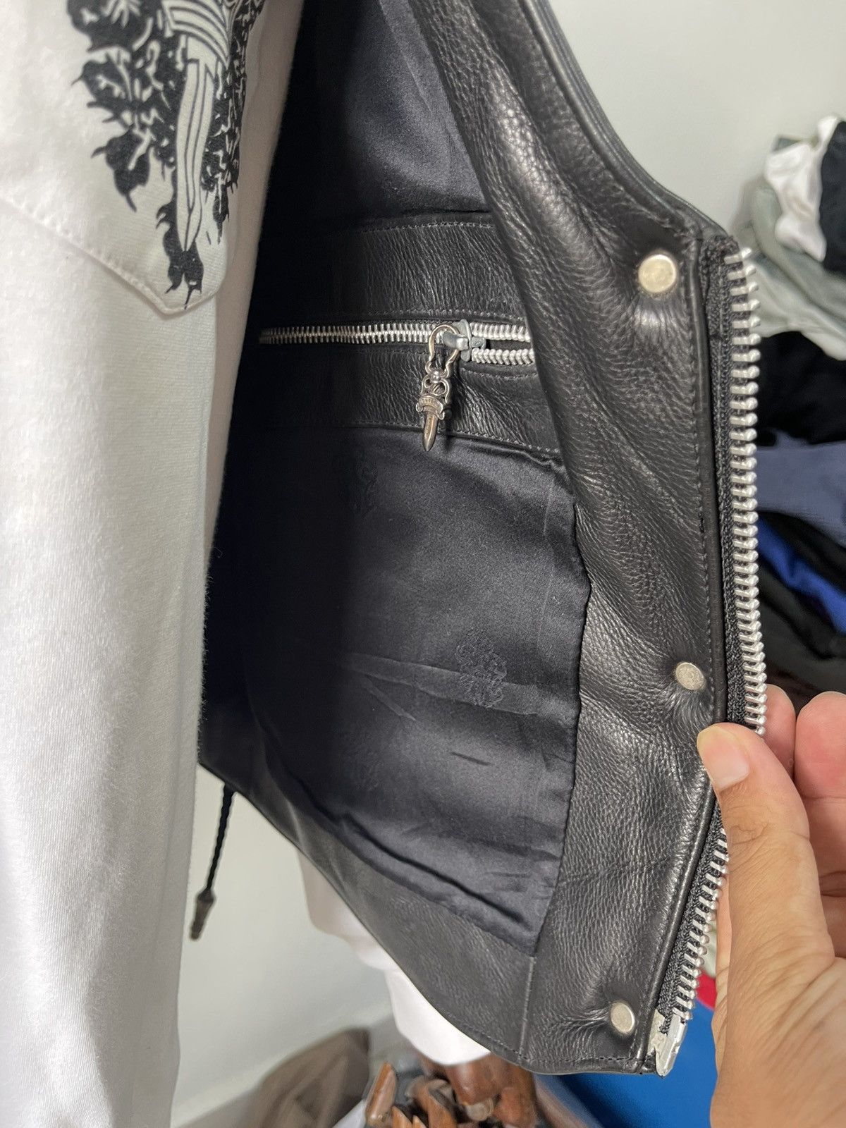 Chrome Hearts 1995 Iconic Chrome Hearts Six Button Leather Vest Size US M / EU 48-50 / 2 - 16 Thumbnail