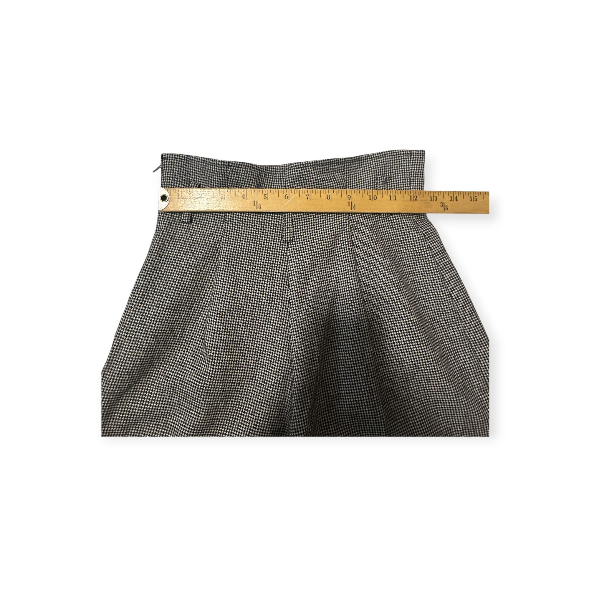 Comme des Garcons COMME DES GARÇONS Tricot Black/White Houndstooth Wool Short Size 25" / US 0 / IT 36 - 10 Thumbnail