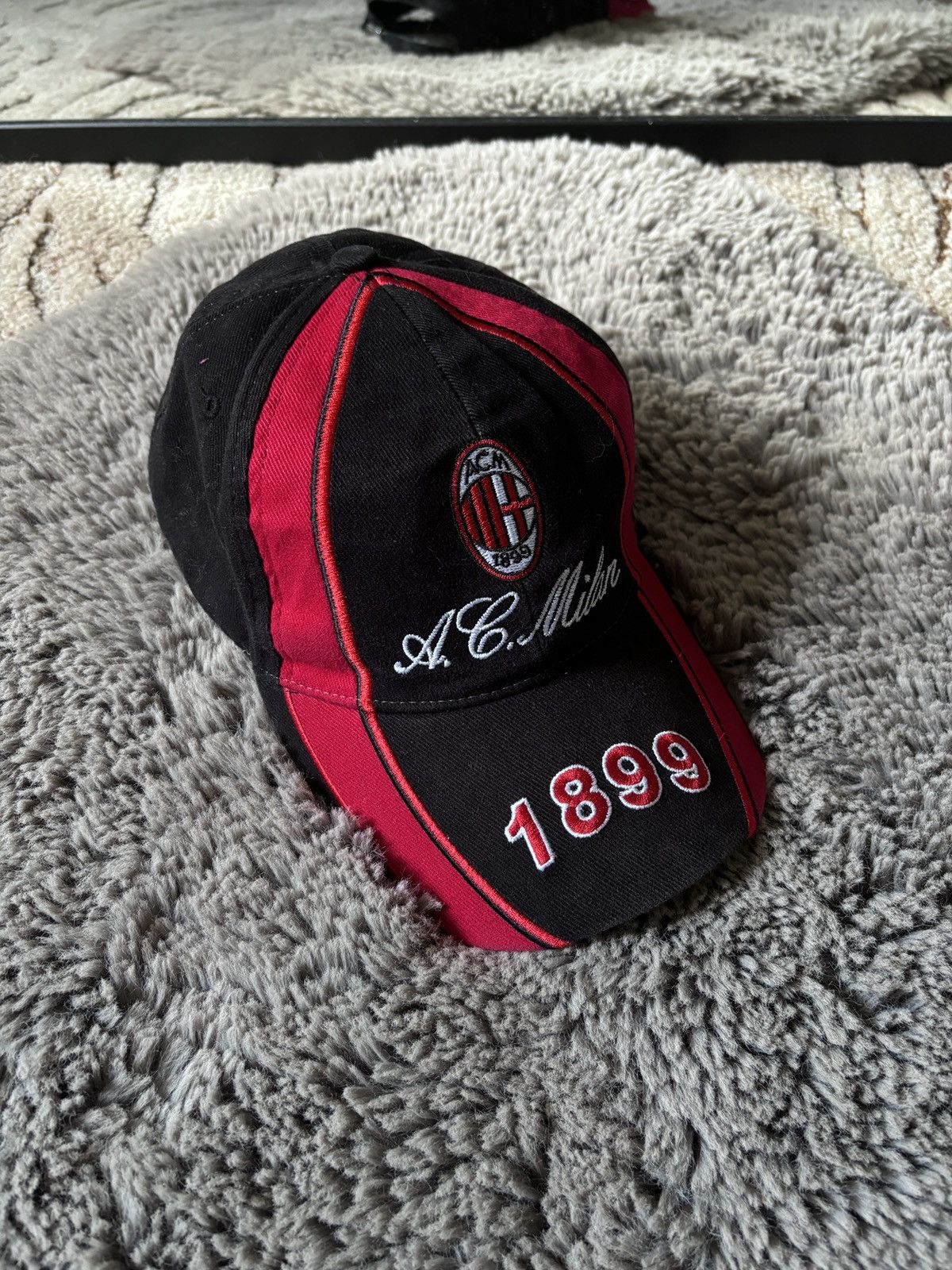 Vintage Milan Cap Vintage Faded Big Logo Soccer hat Size ONE SIZE - 1 Thumbnail