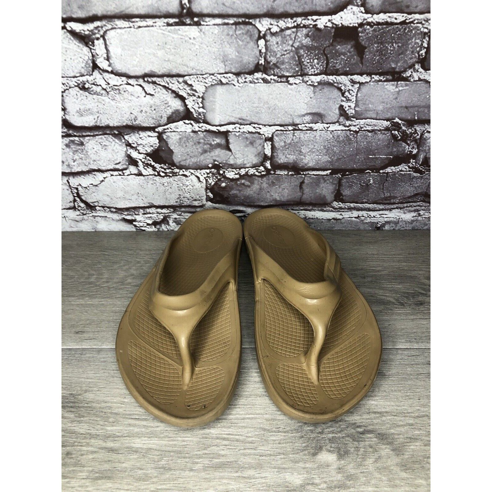 Other Oofos Oolala Camel Nude Rubber Thong Lightweight Sandals Wom Size US 10 / IT 40 - 14 Thumbnail