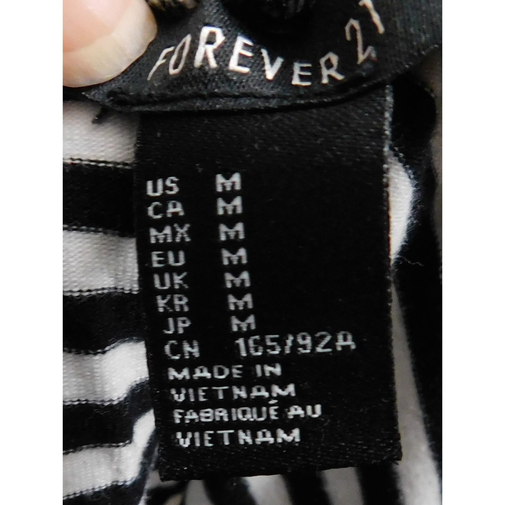 Forever 21 Forever 21 Funny Polar Bear Tee Black With White Print Size M / US 6-8 / IT 42-44 - 3 Thumbnail