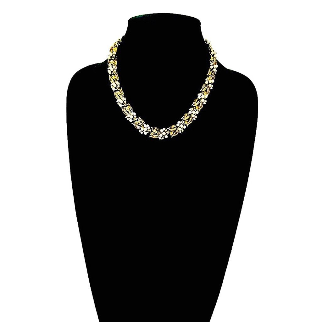 Neiman Marcus VINTAGE CHARM Gold & Pearl Luxury Collar Necklace NWT Size ONE SIZE - 2 Thumbnail
