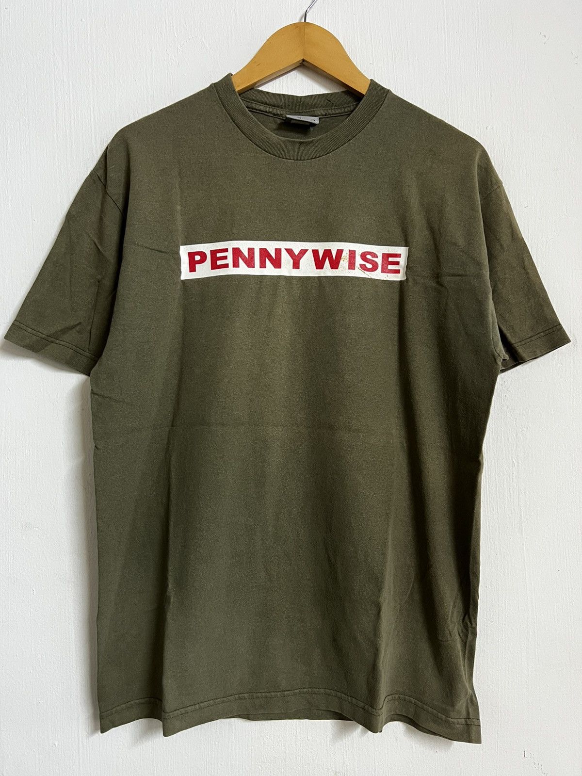 Band Tees 🔥HOT DROPS🔥 Vintage 90s Penny Wise Band Tee Size US L / EU 52-54 / 3 - 3 Thumbnail