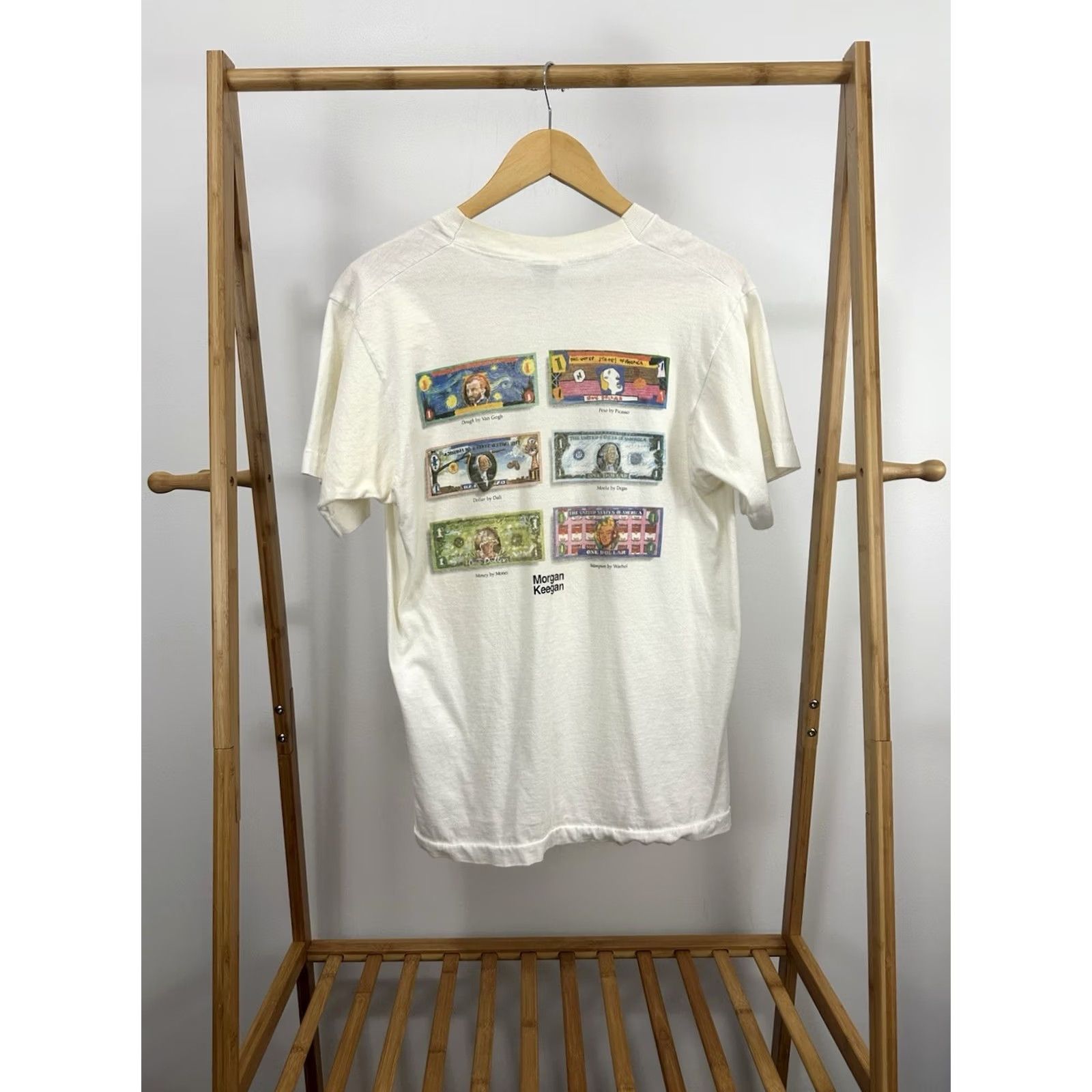 Fruit Of The Loom VTG Master The Fine Art Dali Van Gogh Picasso Monet Warhol Dollar T-Shirt M RARE Shirt Mens M White Money Bear Bull Dow Jones 90s NFT? Size US M / EU 48-50 / 2 - 2 Thumbnail