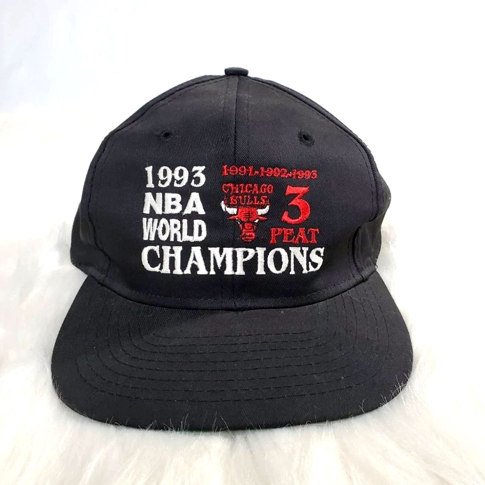 image of Vintage Chicago Bulls 1993 3-Peat 1993 Finals Hat! in Black, Men's