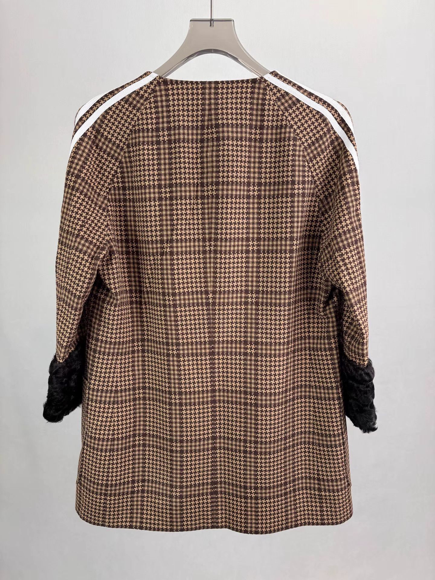 Gucci Gucci × Adidas Checkered Coat Size M / US 6-8 / IT 42-44 - 2 Thumbnail