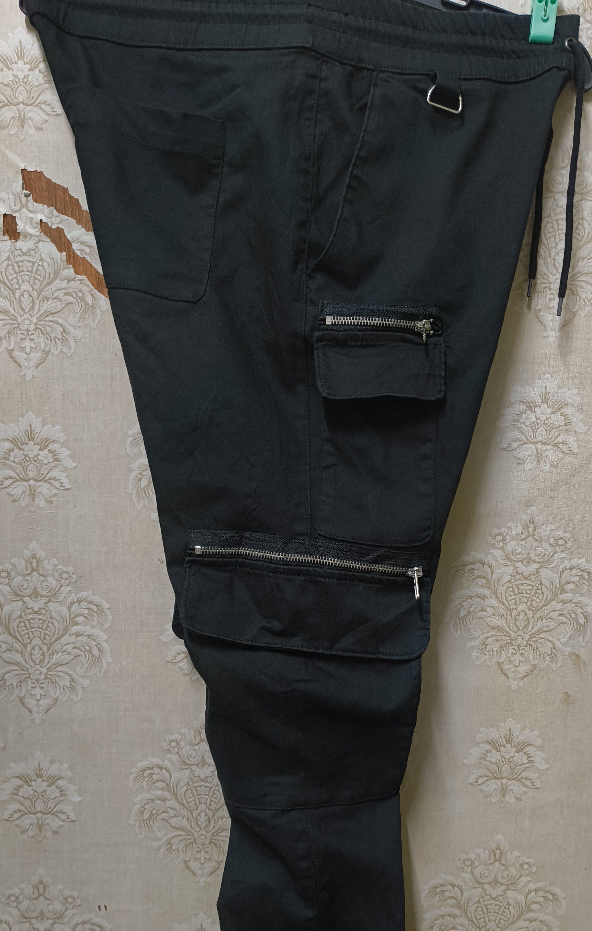 Hot Topic Hot Topic Men’s Black Punk Gothic Cargo Pants Size US 35 - 7 Thumbnail