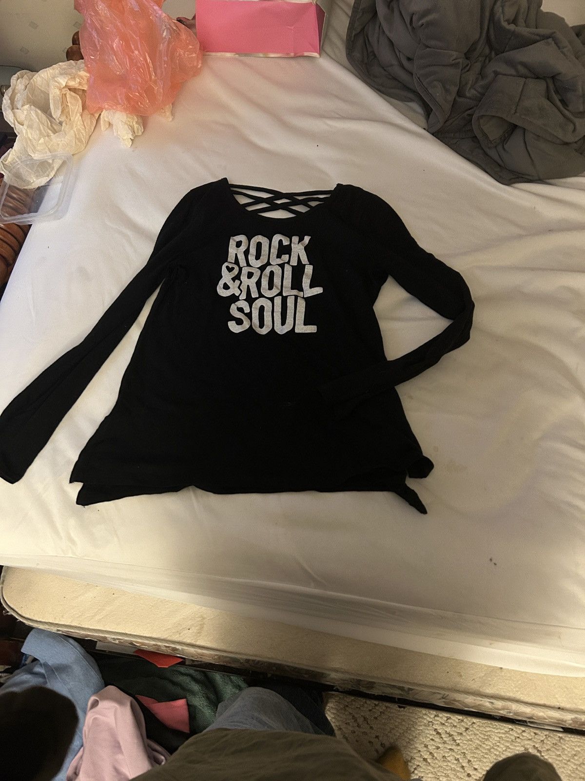 Epic Threads Black long sleeve rock $ roll tee Size XL / US 12-14 / IT 48-50 - 2 Thumbnail