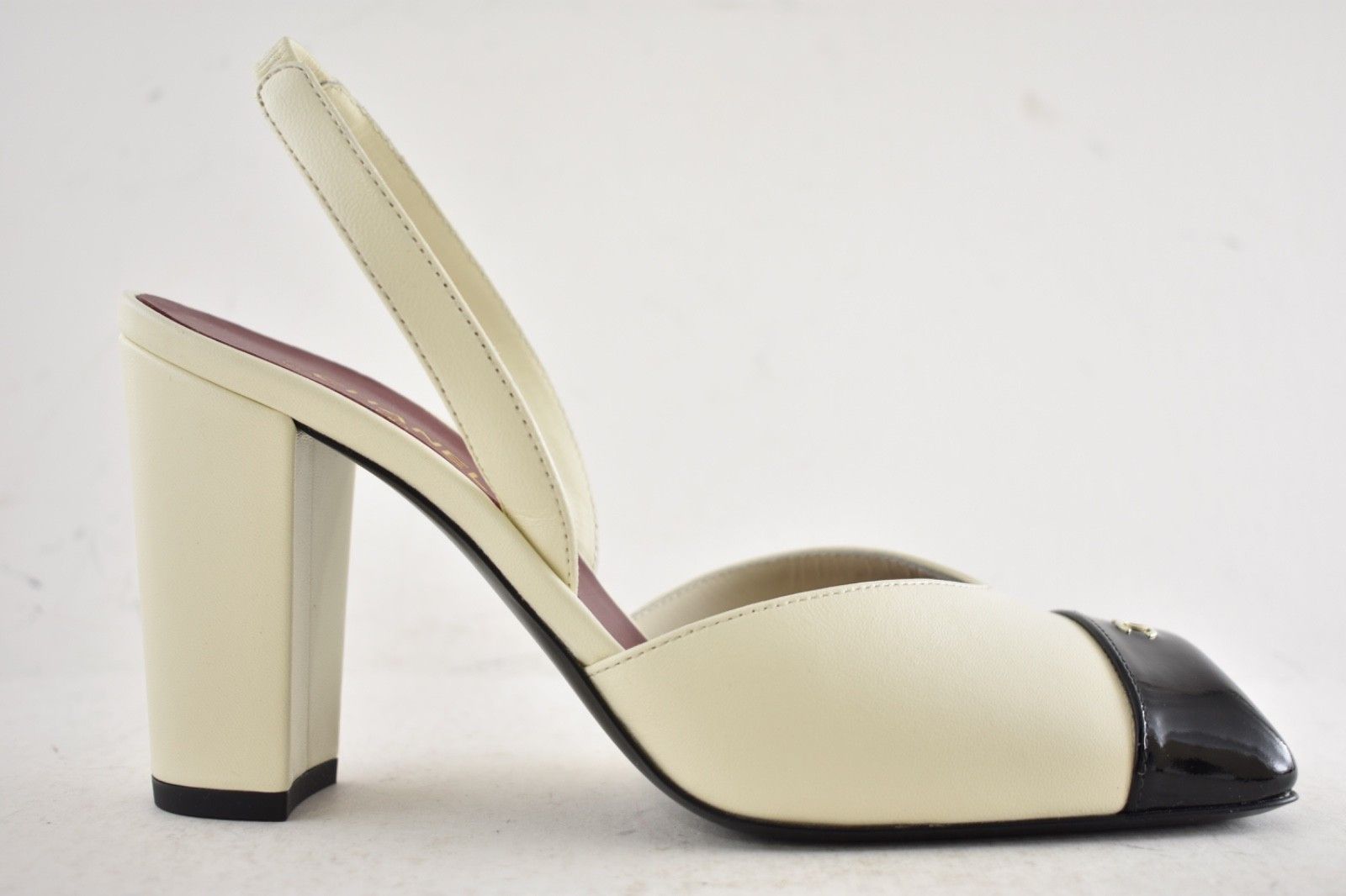 Chanel 26S Blazy Ivory Black Square Slingback Block Heel Pump 40 Size US 10 / IT 40 - 2 Thumbnail