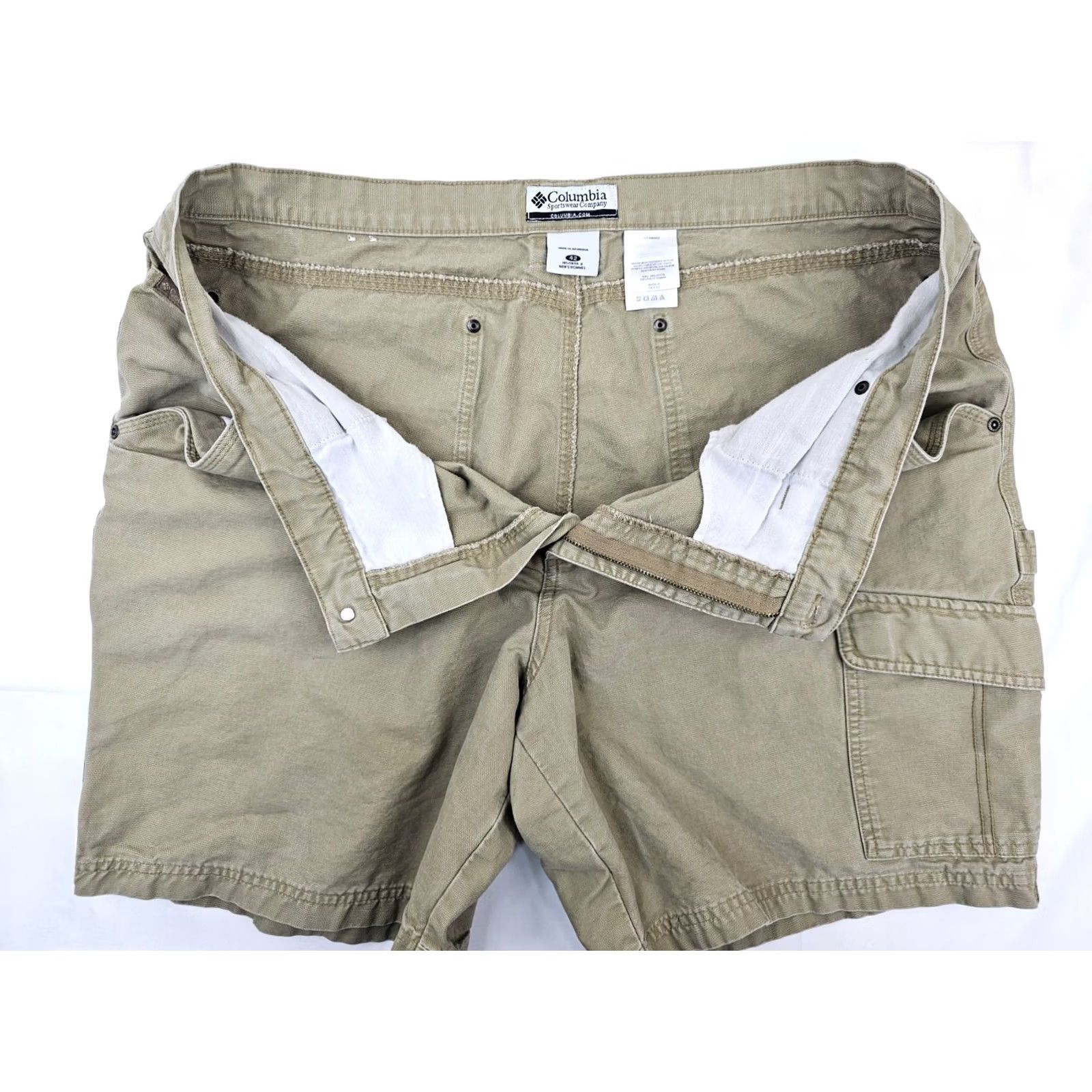 Vintage Columbia Shorts Men 42 Cargo Outdoor Hiking Beige Twill Cargo Pocket Pockets Casual, Travel, Workwear Mens 42 Beige Size US 42 / EU 58 - 6 Thumbnail