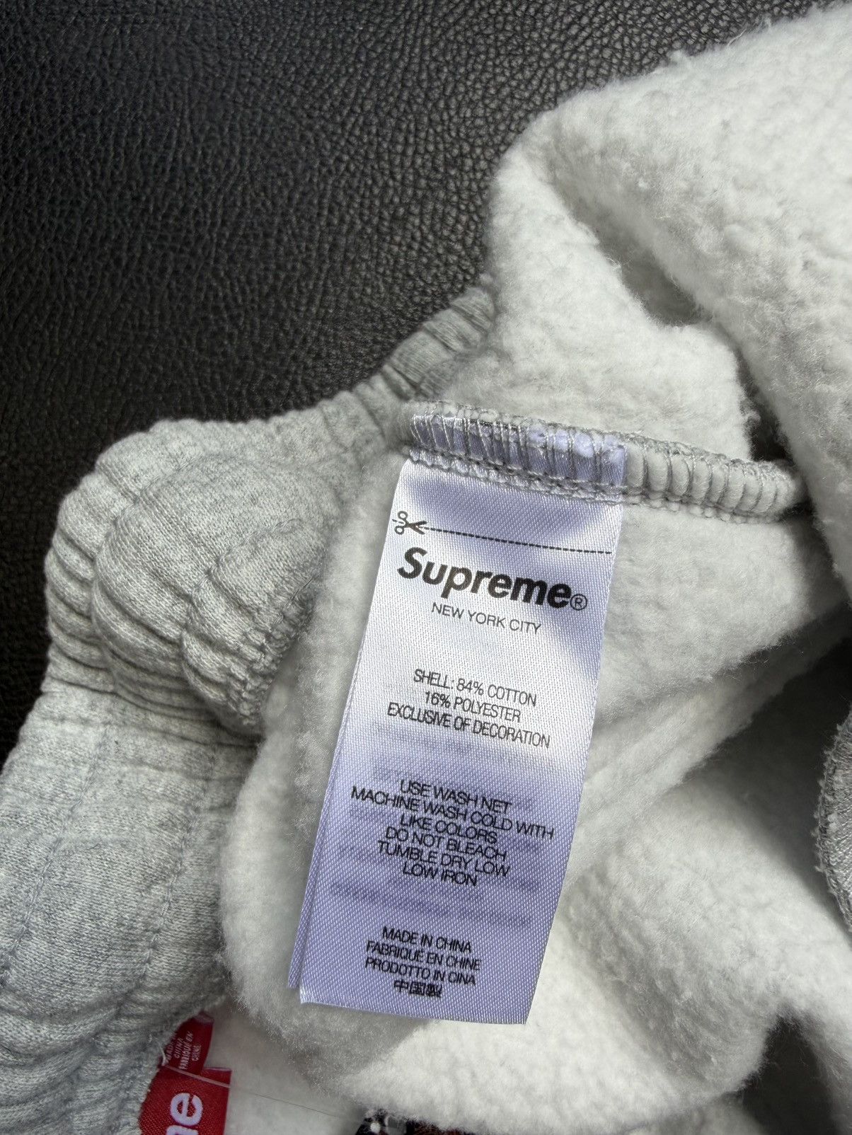 Supreme Supreme Double Knee Painter Shorts Grey Size US 32 / EU 48 - 4 Thumbnail