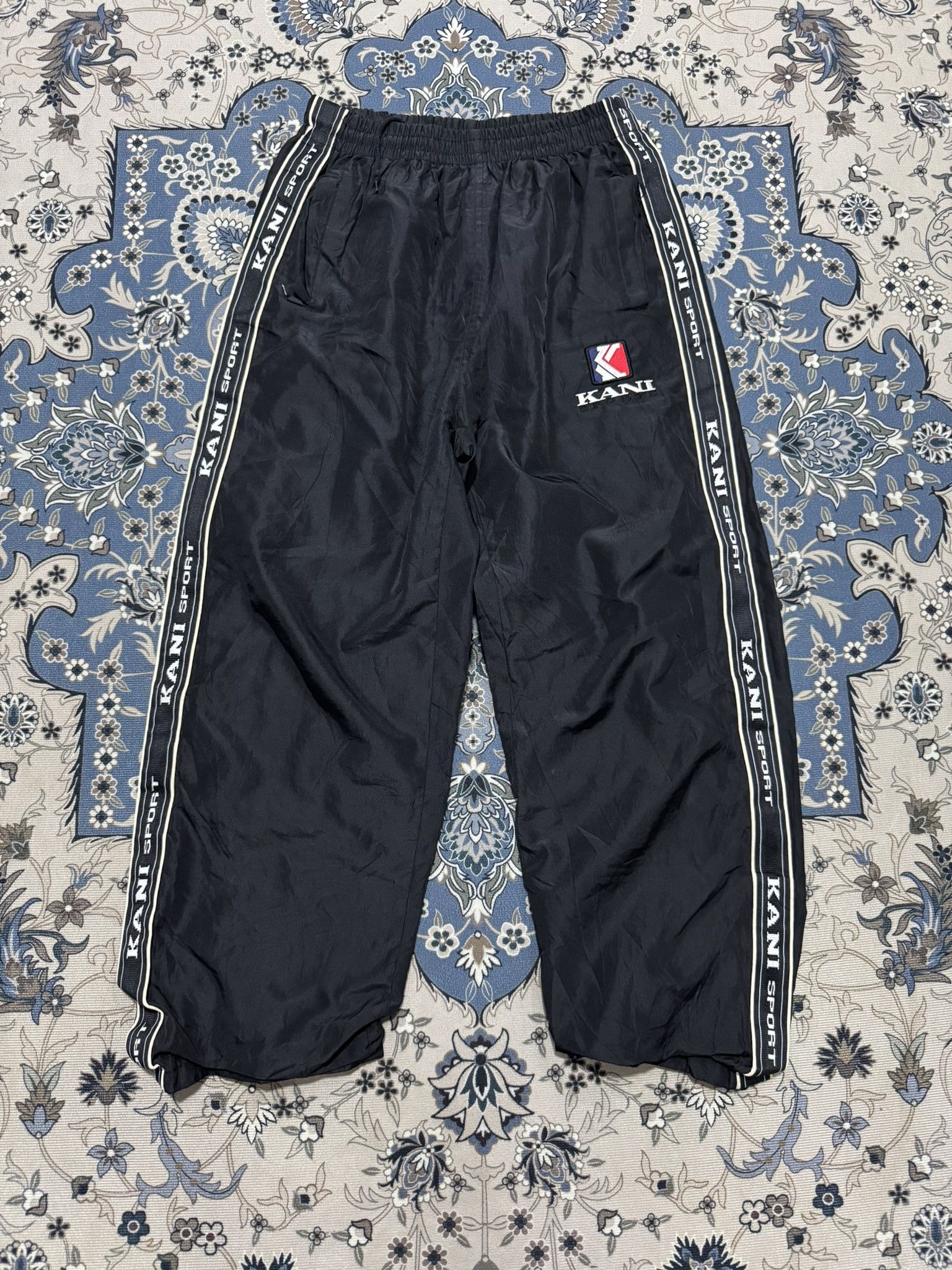 Japanese Brand × Karl Kani Vintage 90’s Karl Kani Side Tape Track Pants Jogger Size US 32 / EU 48 - 1 Thumbnail