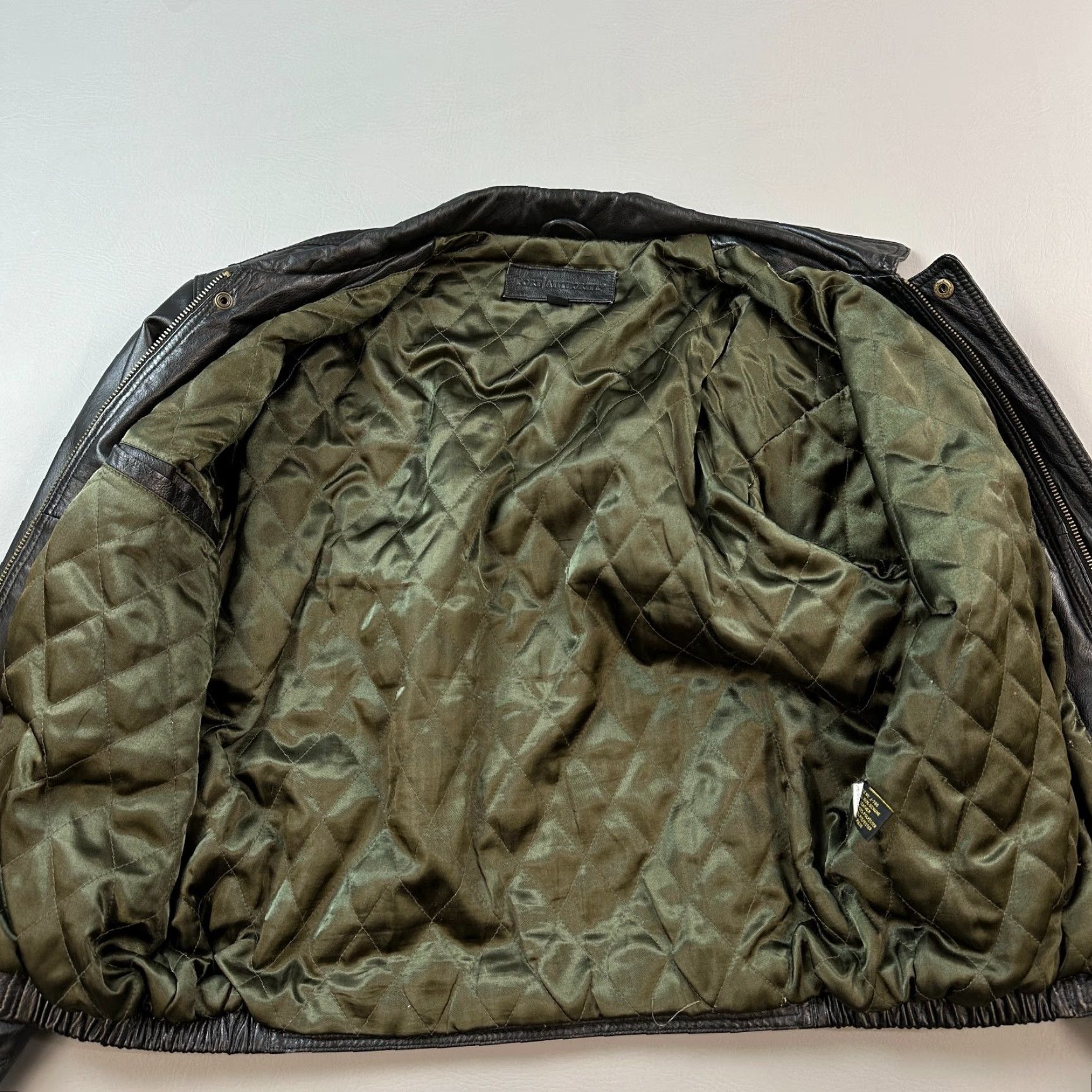 Port Authority VINTAGE Port Authority Jacket Mens L Black Leather Quilt Lined Bomber Size US L / EU 52-54 / 3 - 5 Thumbnail