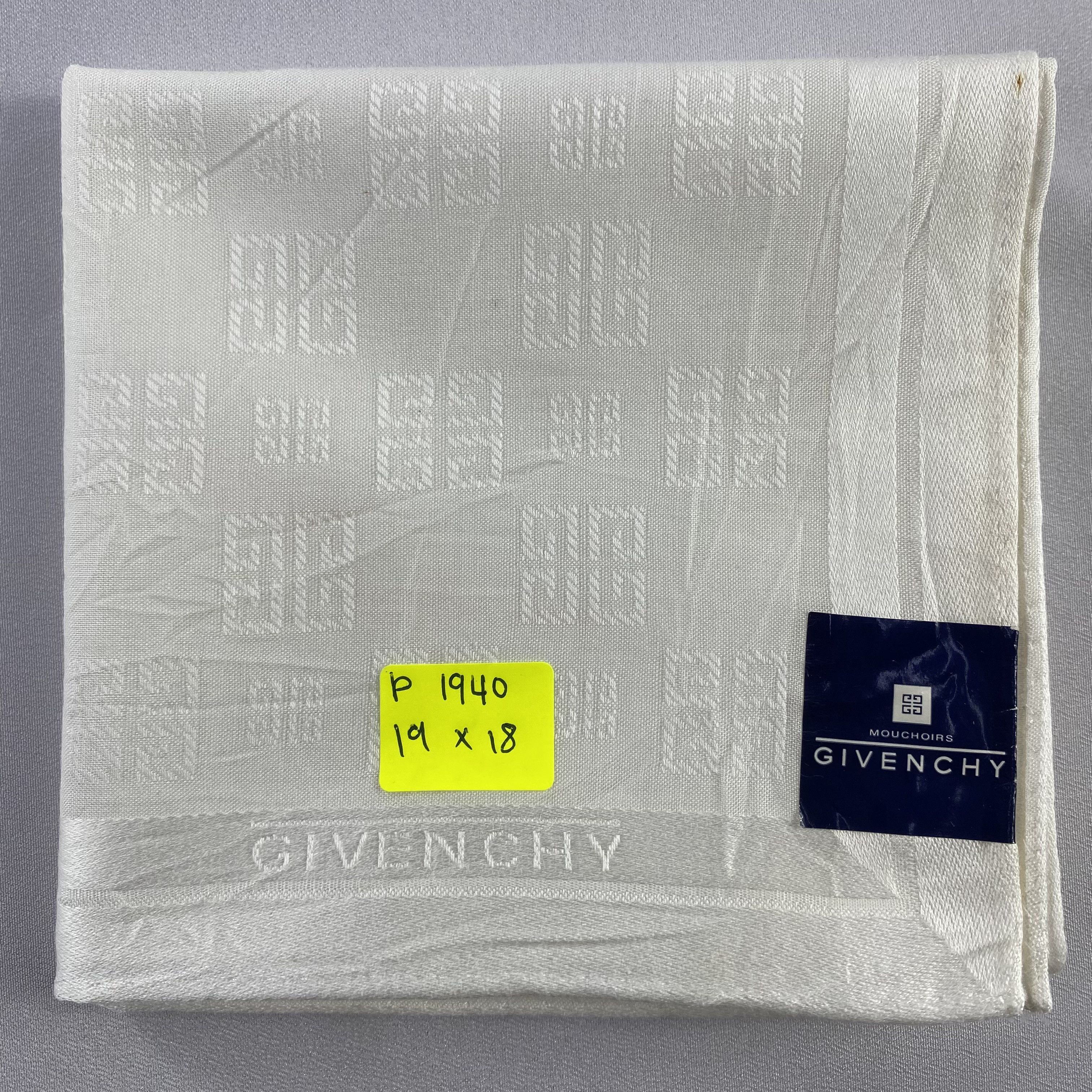 Givenchy × Vintage NWT Givenchy Bandana/ Handkerchief / Neckerchief-P1940 Size ONE SIZE - 6 Thumbnail