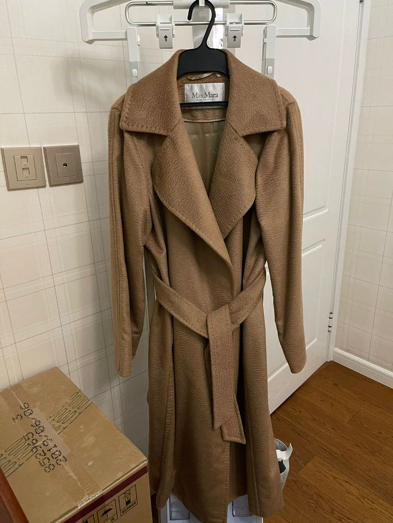 Max Mara Max Mara Camel coat Size XS / US 0-2 / IT 36-38 - 1 Thumbnail