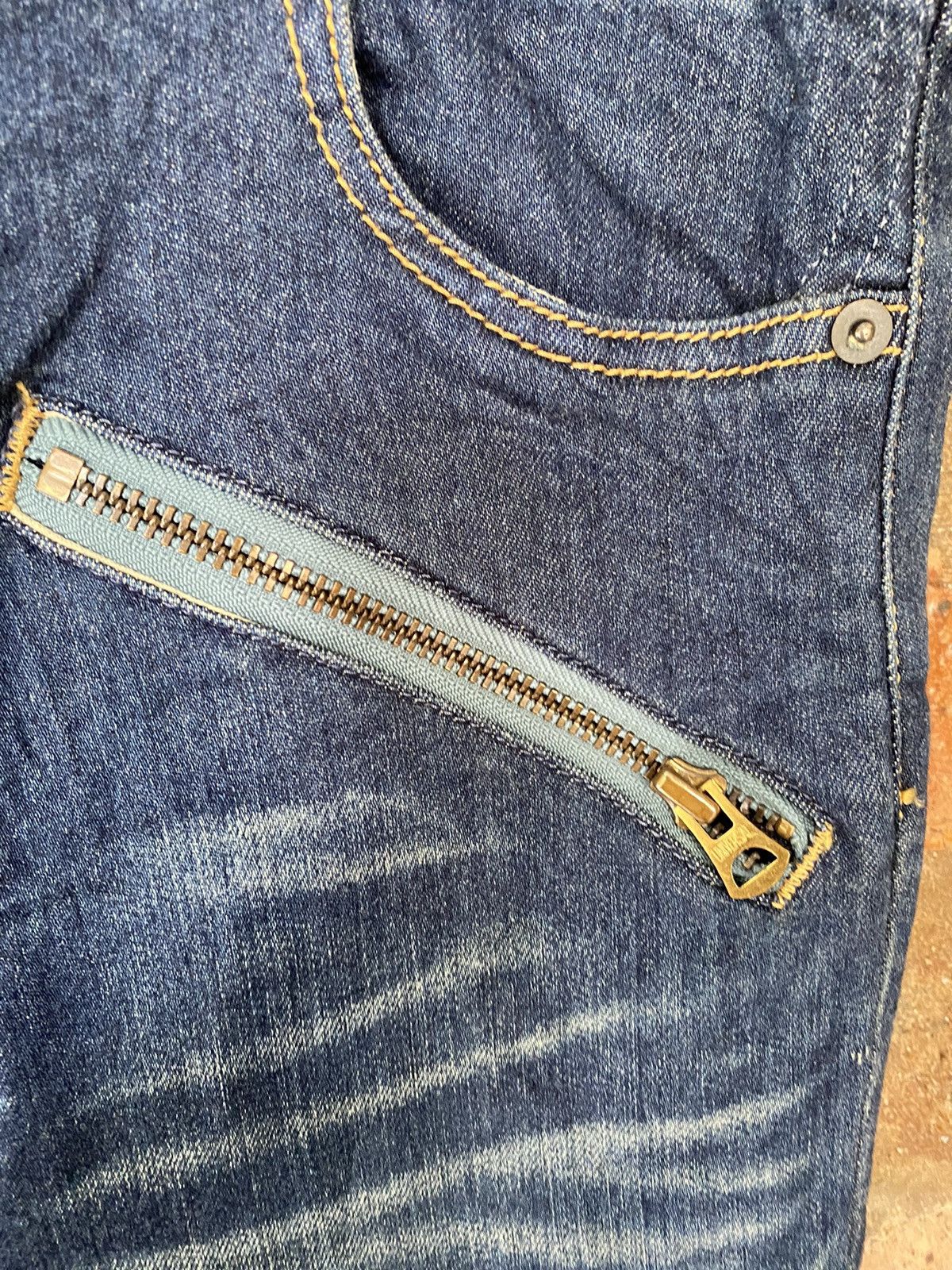 Japanese Brand 2000s Private Brand AG Japan multipocket leg long zipper Size US 30 / EU 46 - 8 Thumbnail