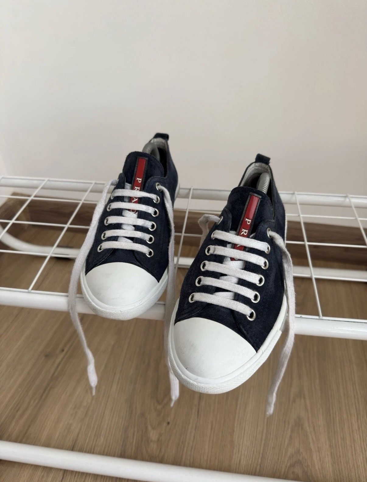Prada PRADA Vintage Classic Suede Sneakers Shoes Size 35 Woman Size US 5 / IT 35 - 2 Thumbnail