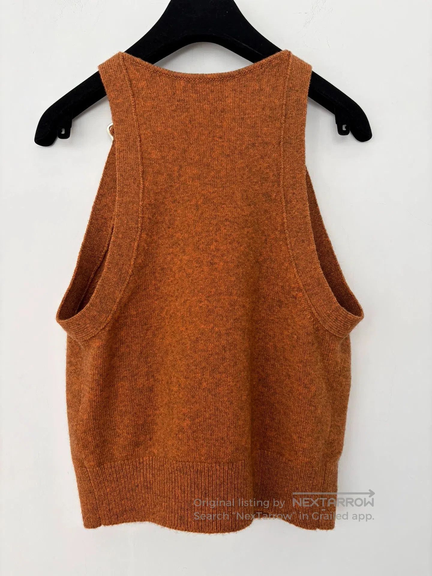 Chanel Chanel Red V-Neck Knit Vest Size 38. Size US M / EU 48-50 / 2 - 2 Thumbnail