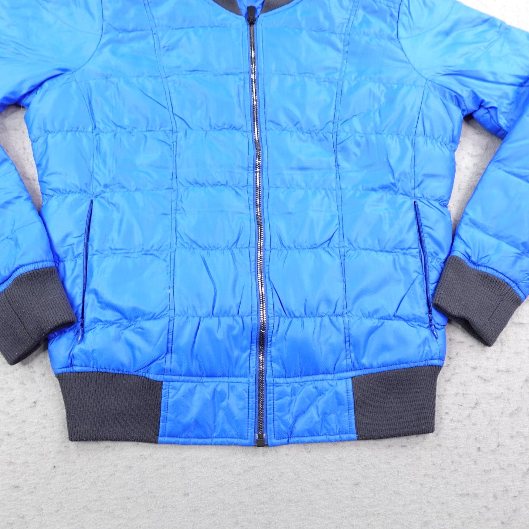 Athleta Athleta Jacket Womens Medium Blue Dobby Goose Down Puffer Quilted Bomber Coat Size M / US 6-8 / IT 42-44 - 3 Thumbnail