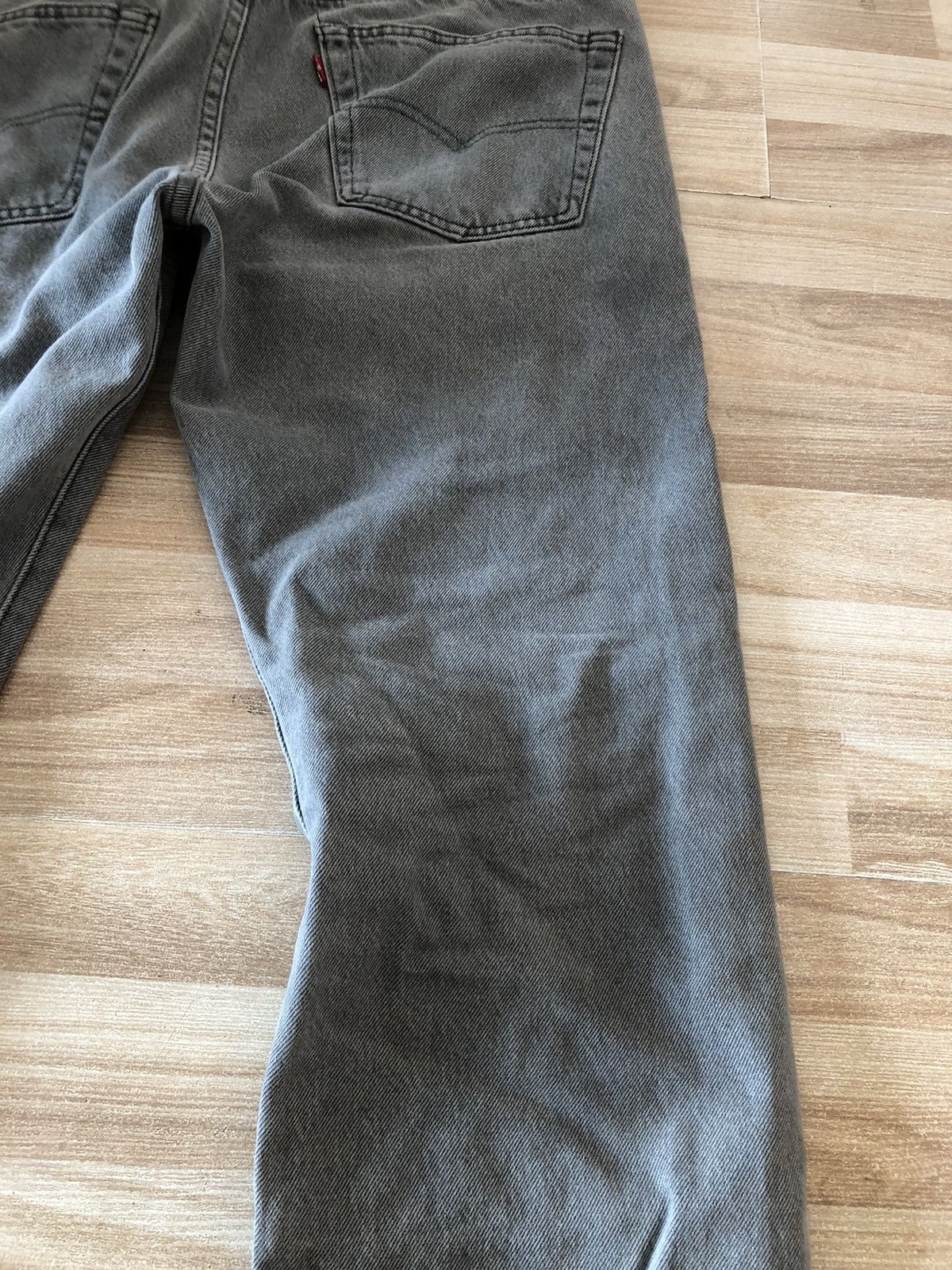 Levi's Levi’s 501 Jeans W33 x L30 Straight Gray Grey Denim Size US 33 - 2 Thumbnail