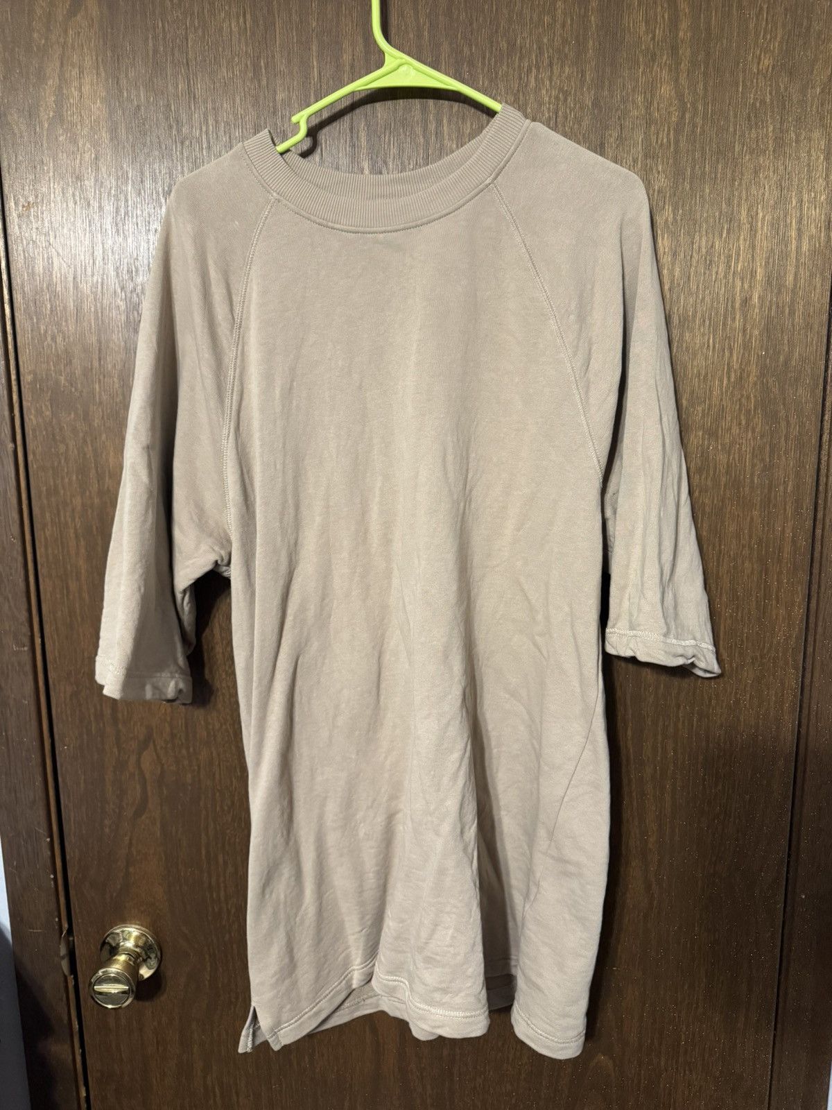H&M H&M Beige 3/4 Sleeve Oversized Size US M / EU 48-50 / 2 - 1 Thumbnail