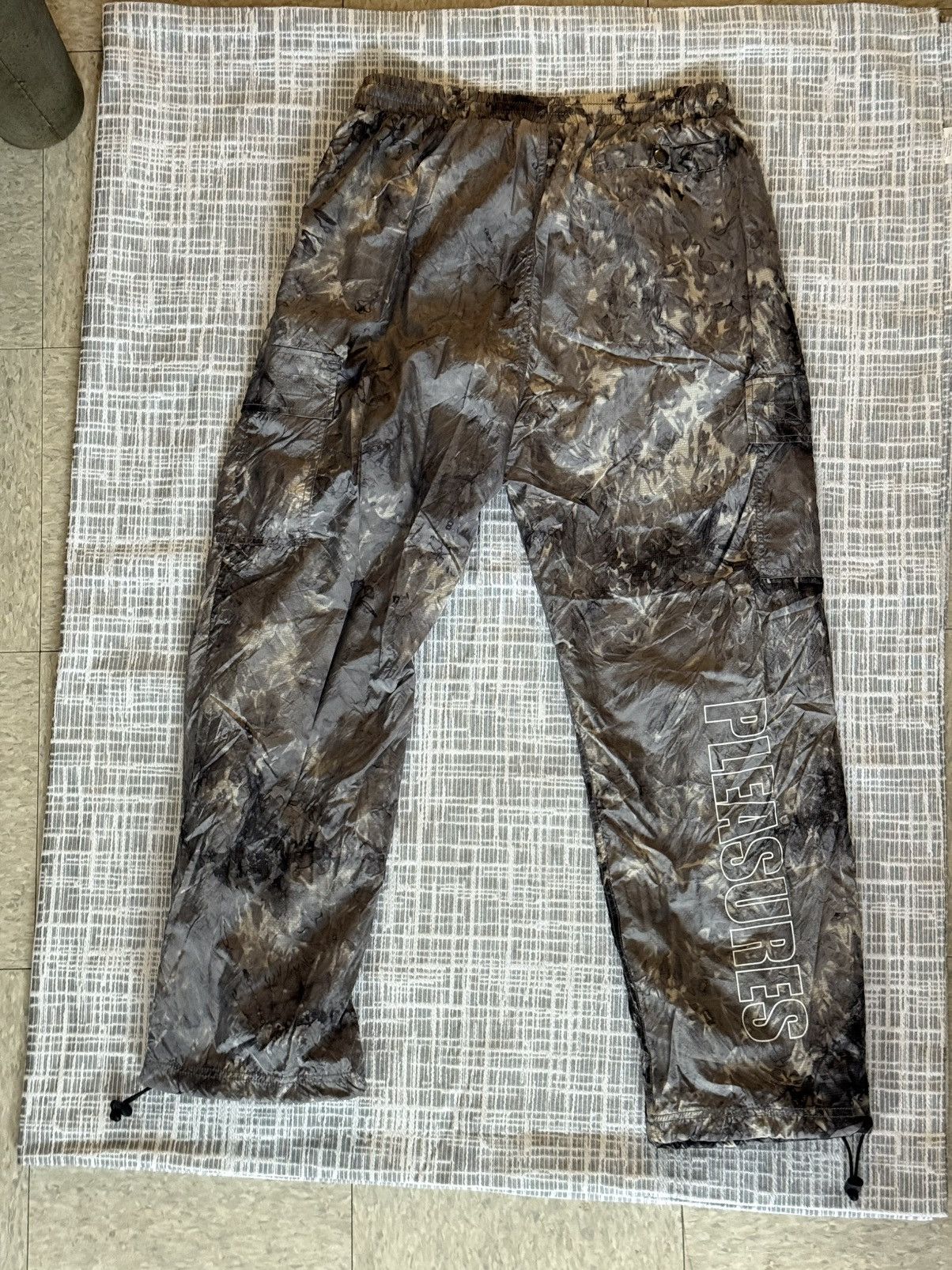 Pleasures Pleasures Reflective Grey Camo Pants Size US 32 / EU 48 - 5 Thumbnail