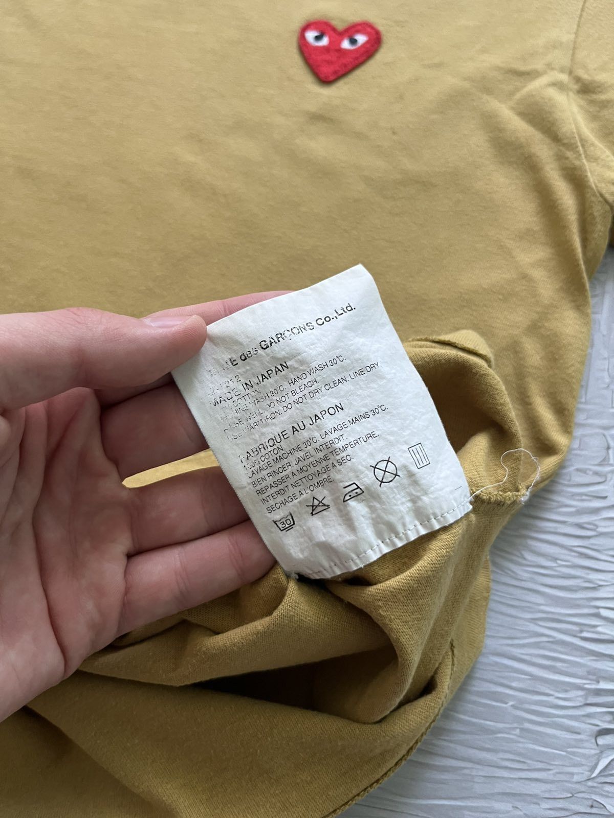 Comme des Garcons Comme des Garcons Vintage T-Shirt Gold Made in Japan Size US M / EU 48-50 / 2 - 6 Thumbnail