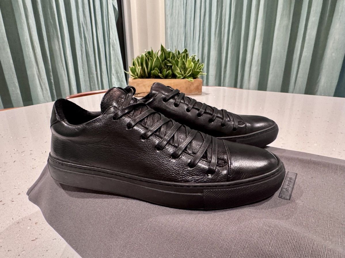 John Varvatos John Varvatos Reed Low Top Leather Sneaker Size US 7.5 / EU 40-41 - 2 Thumbnail