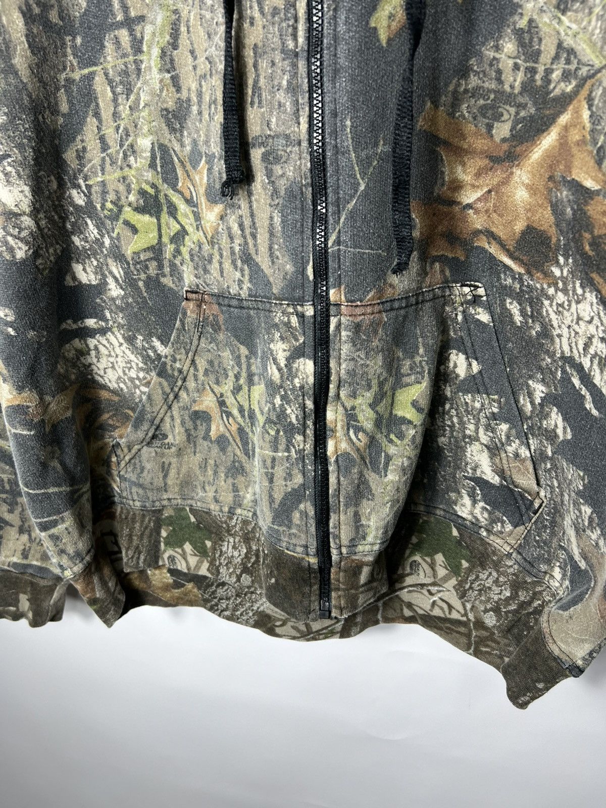 Realtree Vintage streetwear 90s Realtree Camo Mossy oak Zip Up Hoodie Size US L / EU 52-54 / 3 - 3 Thumbnail