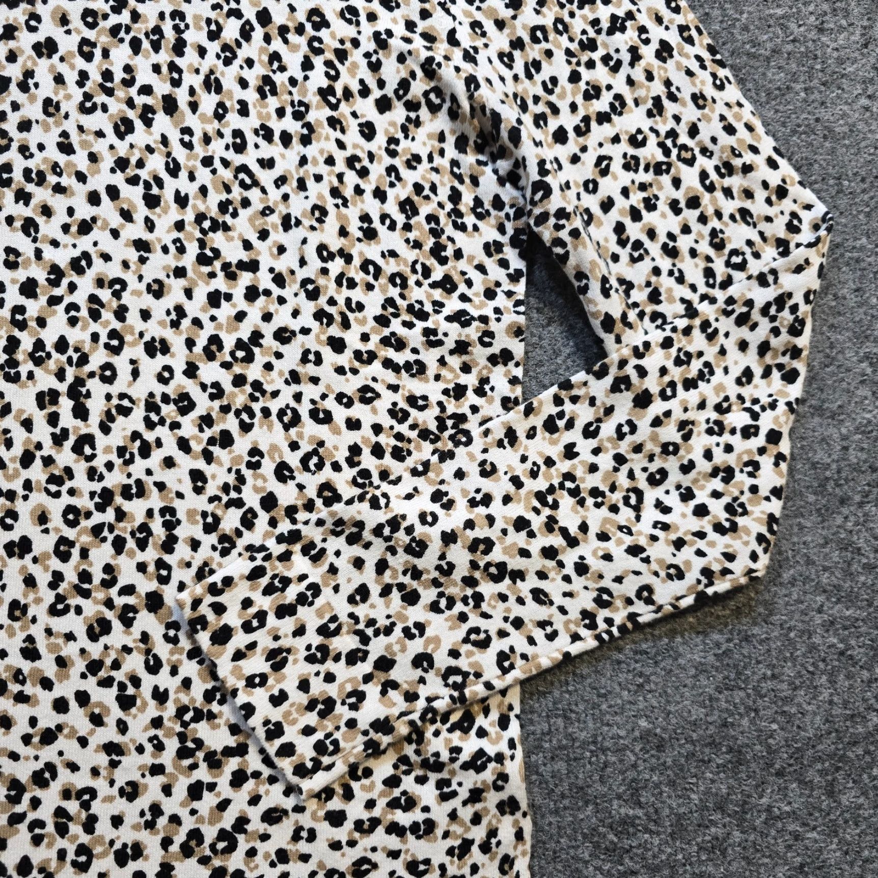 J.Crew J.CREW Sweater Womens Size Small Black Leopard Top Stretch Casual Capsule Size S / US 4 / IT 40 - 3 Thumbnail