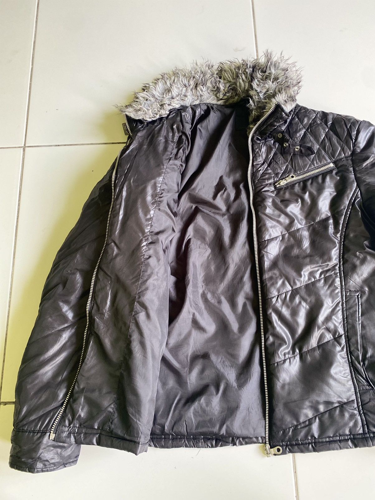 Mossimo Mossimo Quilted Puffy fur faux Black Jacket Size US L / EU 52-54 / 3 - 5 Thumbnail